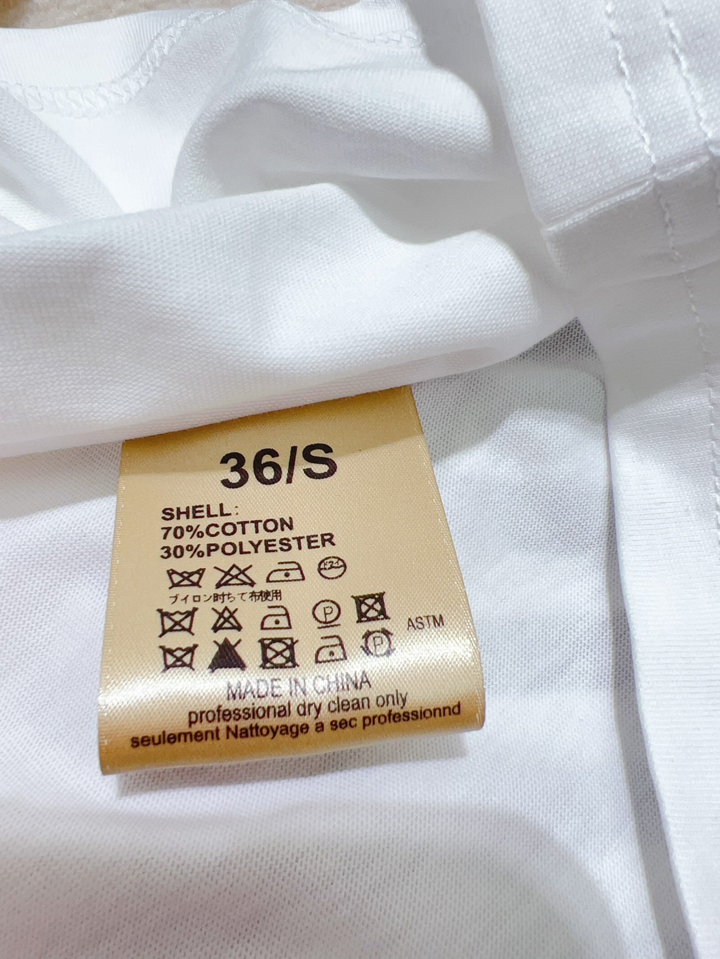 High-Quality Women’s Suit with Crocson: Exchange Support and Variety of Apparel Offered - 图片 9