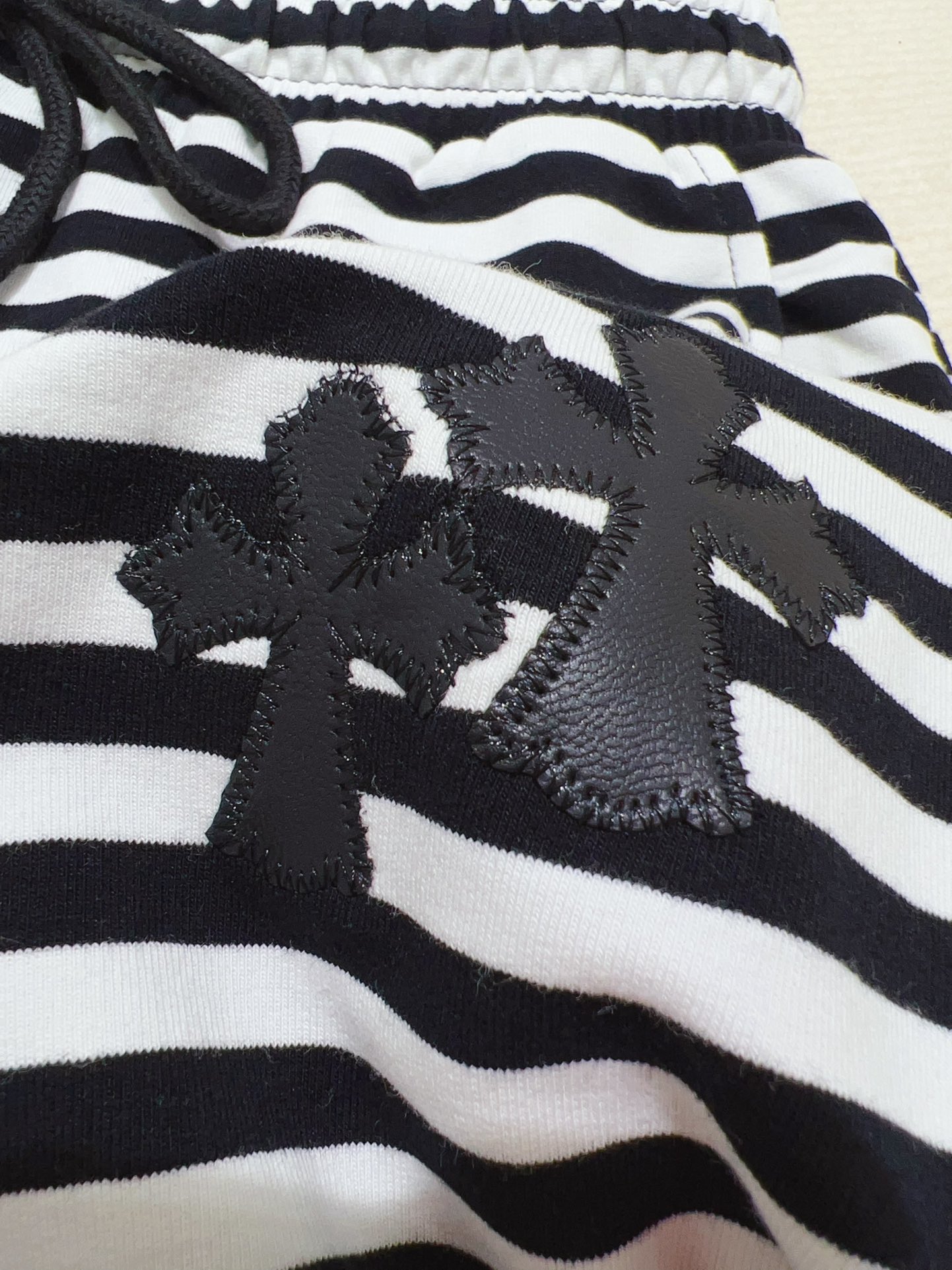 High-Quality Women’s Suit with Crocson: Exchange Support and Variety of Apparel Offered - 图片 6