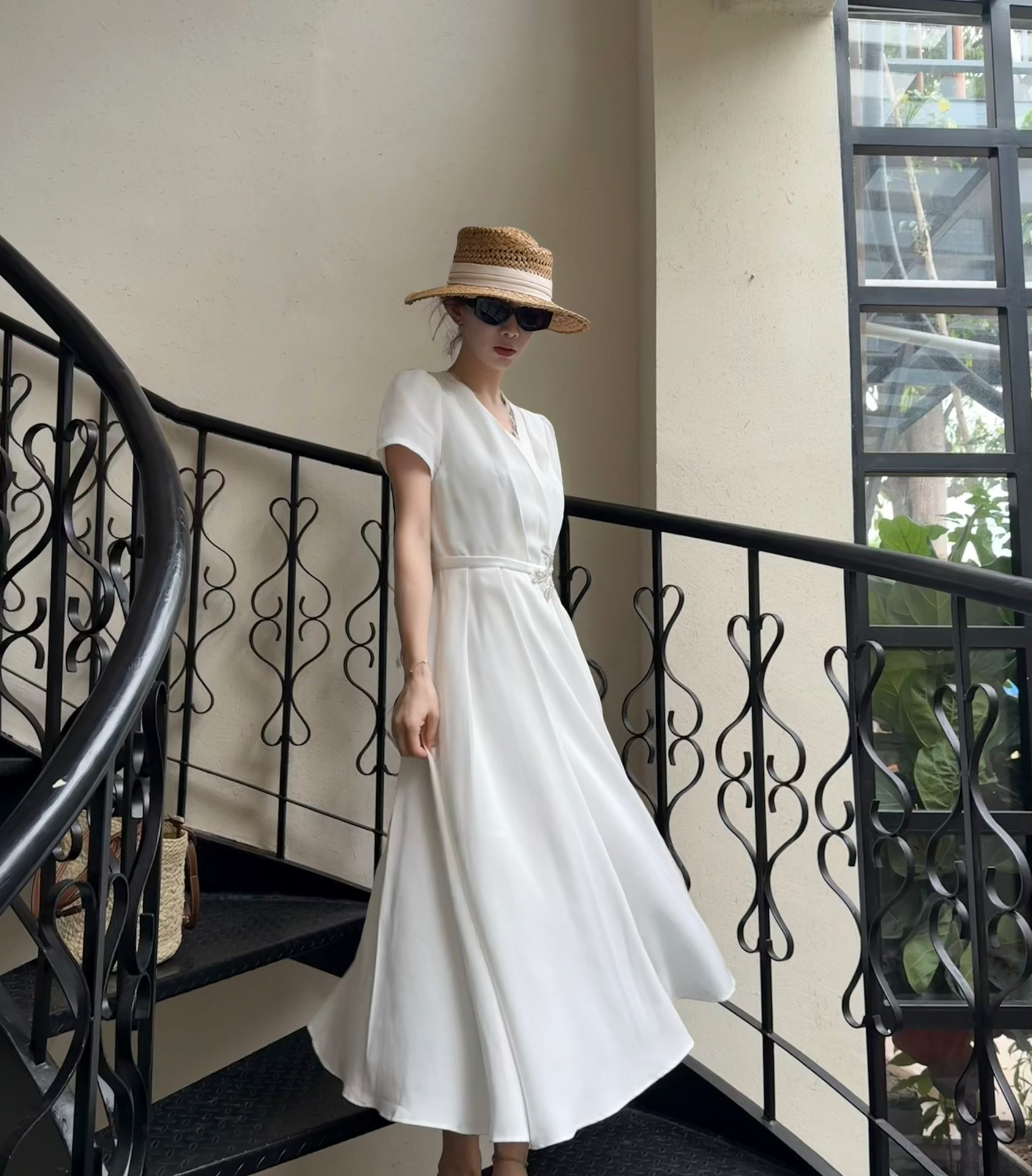 “High-Quality Women’s Clothing Support in Shenzhen by French Tycoon for Summer 2025”