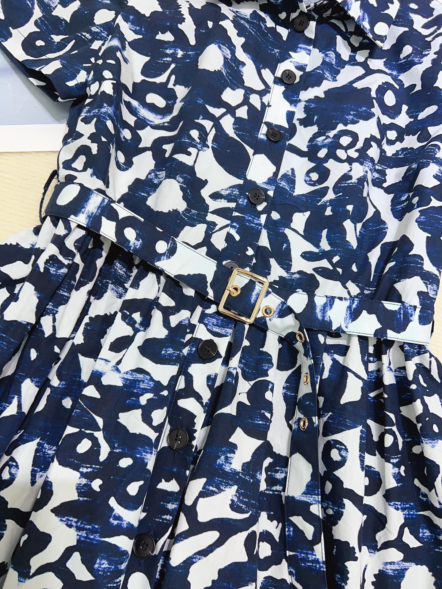 Max & Mara Summer Collection: High-Quality Women’s Dress with Unique Packaging - 图片 7