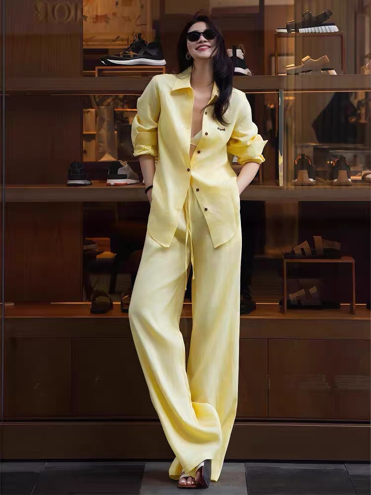High-Quality Women’s Clothing Exchange: Silk Bras, Coats, Pants in Various Sizes - 图片 3