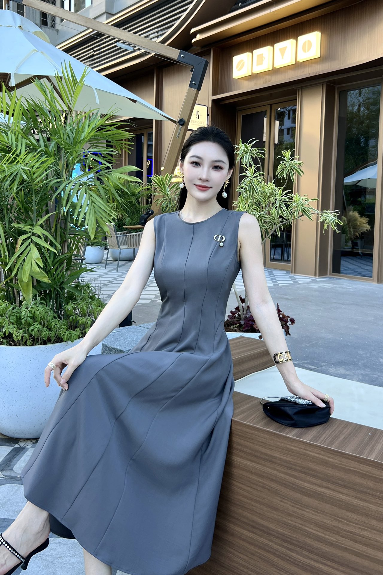 French-Style Retrospect Dress: US and UK Purchase Sandro Dorky’s High-Quality Dress. - 图片 5