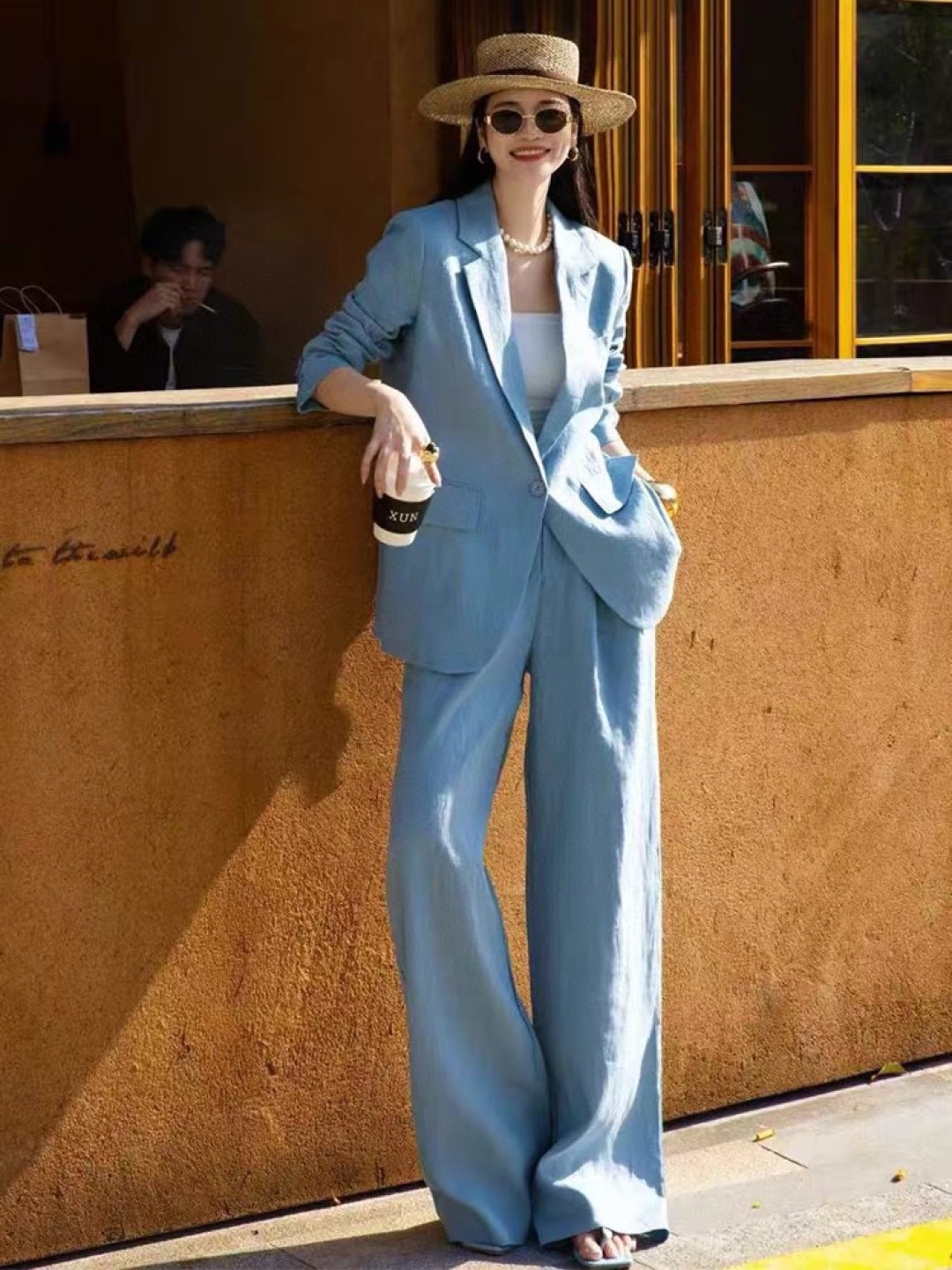 “High-End Women’s Suit Set: Quality Fabric, Stylish Design, Various Sizes Available” - 图片 2