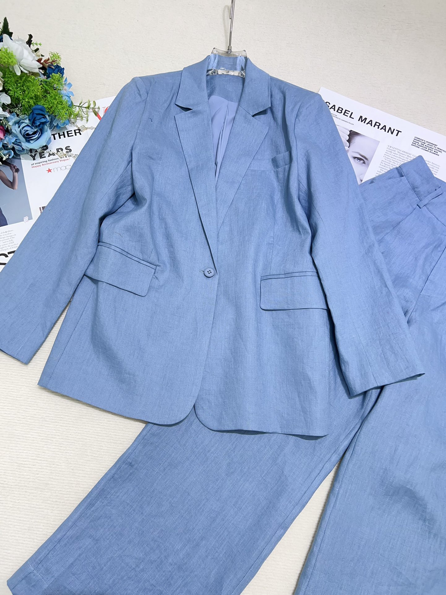 “High-End Women’s Suit Set: Quality Fabric, Stylish Design, Various Sizes Available” - 图片 5