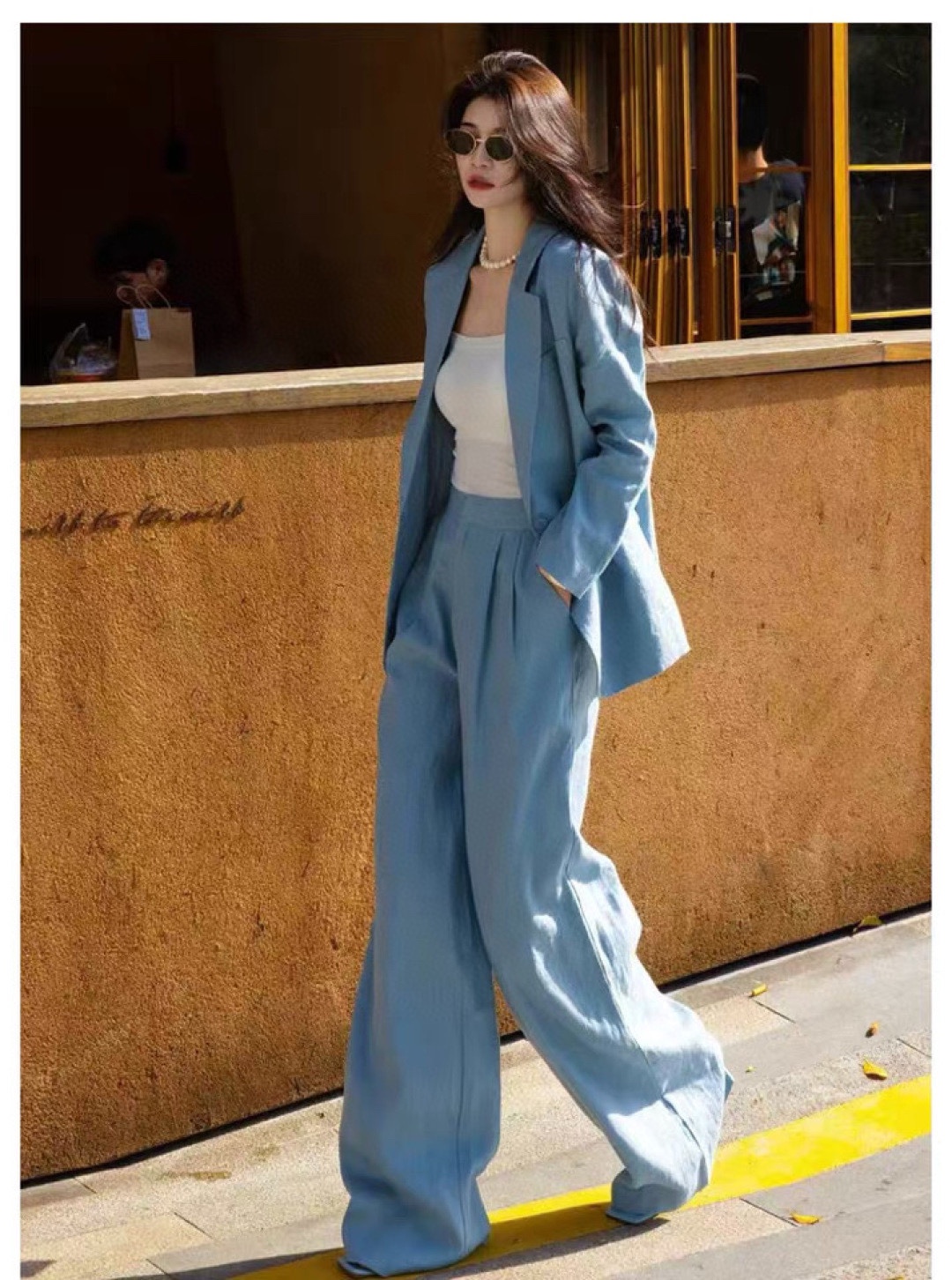 “High-End Women’s Suit Set: Quality Fabric, Stylish Design, Various Sizes Available” - 图片 1