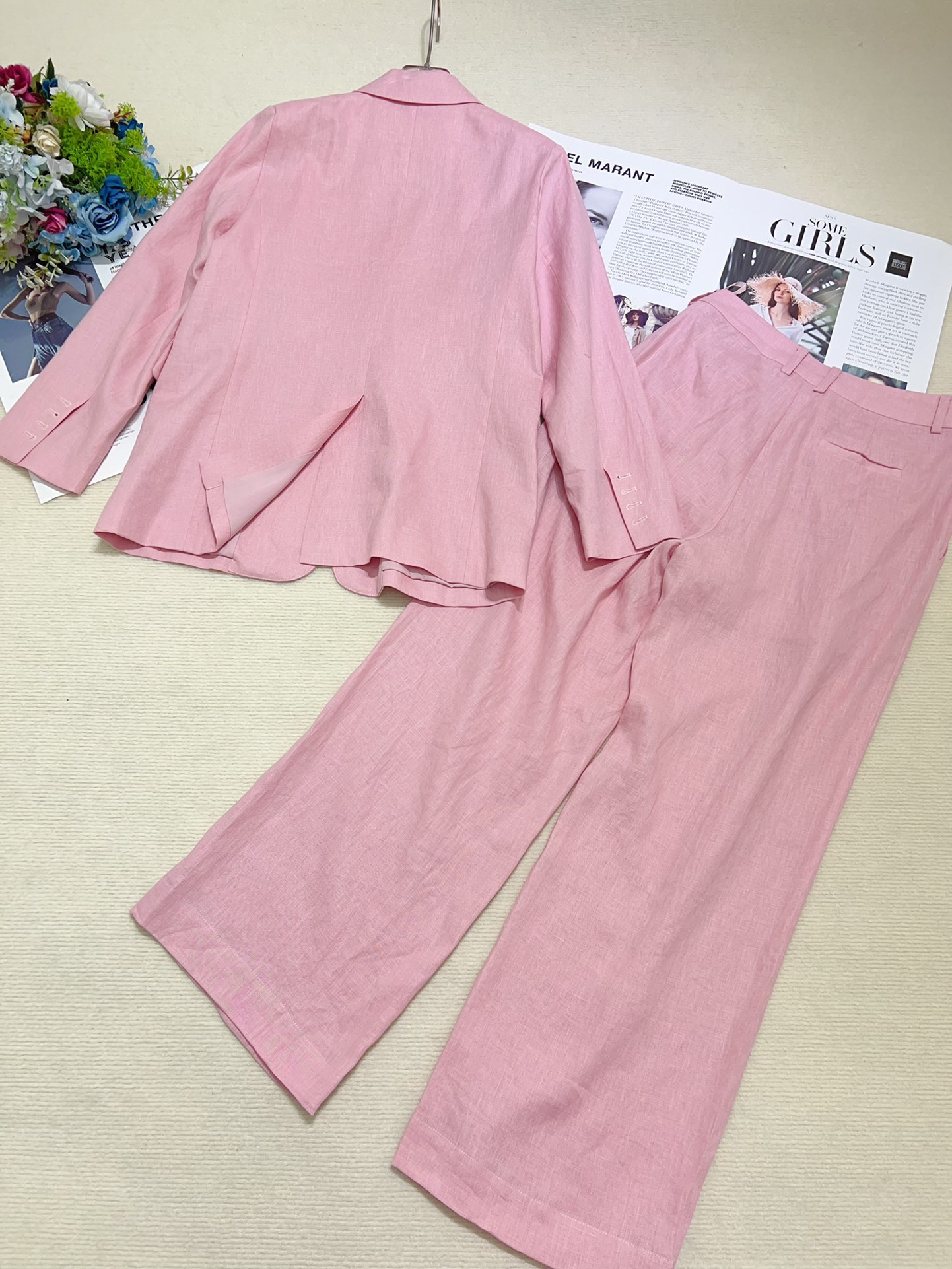“High-End Women’s Suit Set: Quality Fabric, Stylish Design, Various Sizes Available” - 图片 9