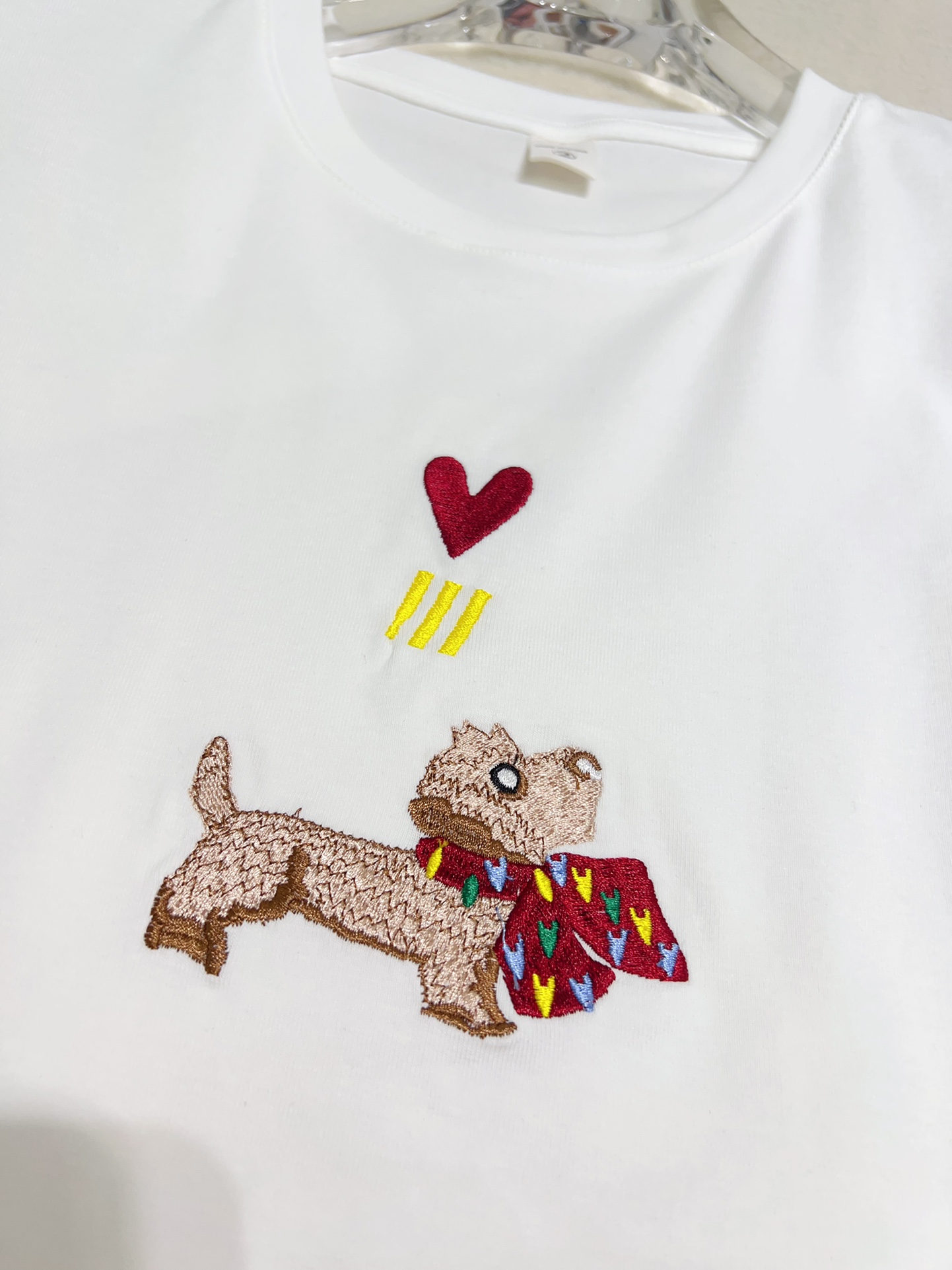 High-Quality Women’s Suit with TB T-Shirts Support Swaps, Various Sizes Available - 图片 5