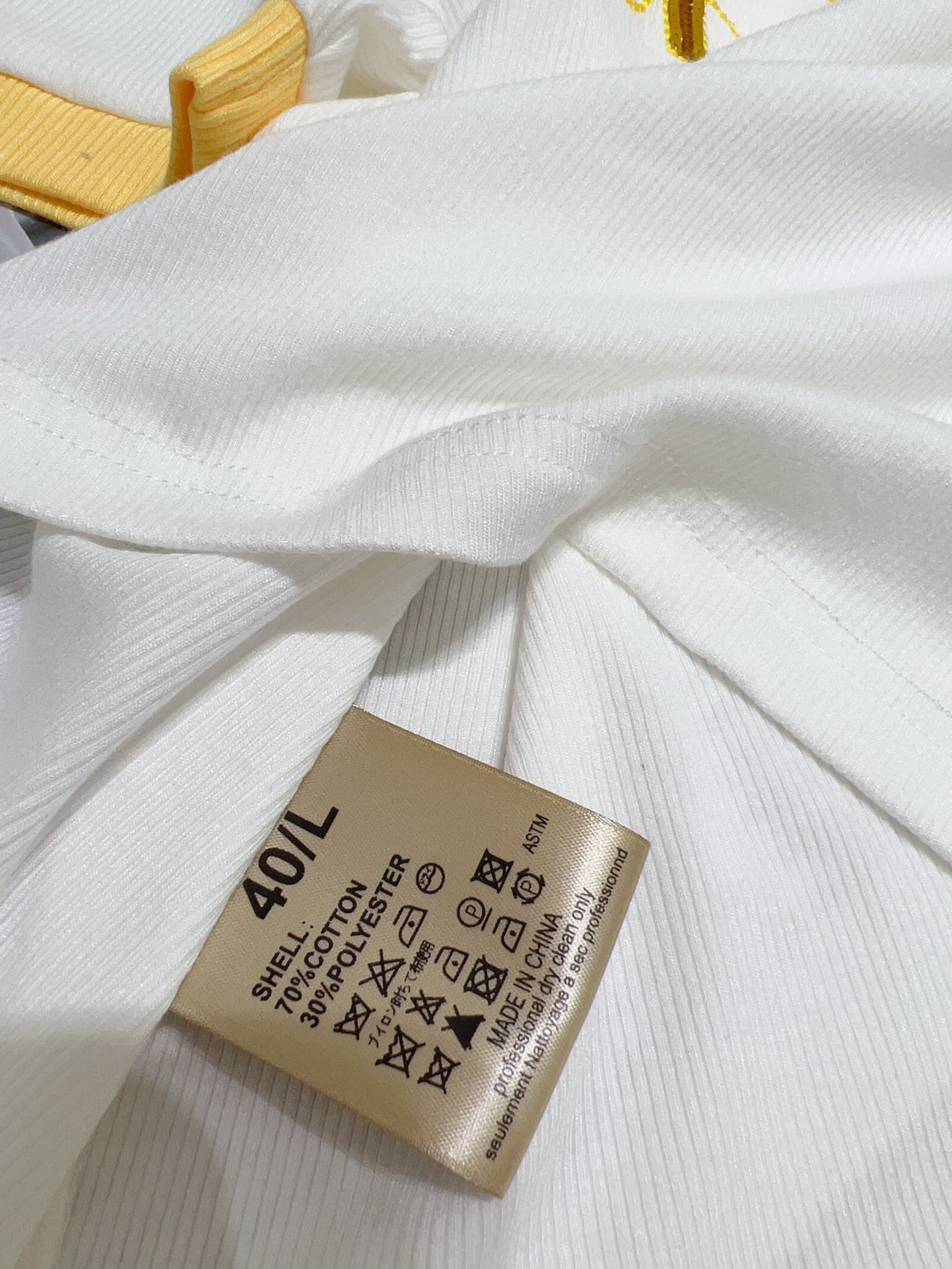 “High-Quality Women’s Suit with Fragrance Support for Exchange and Summer 2025 Designer Shorts” - 图片 7