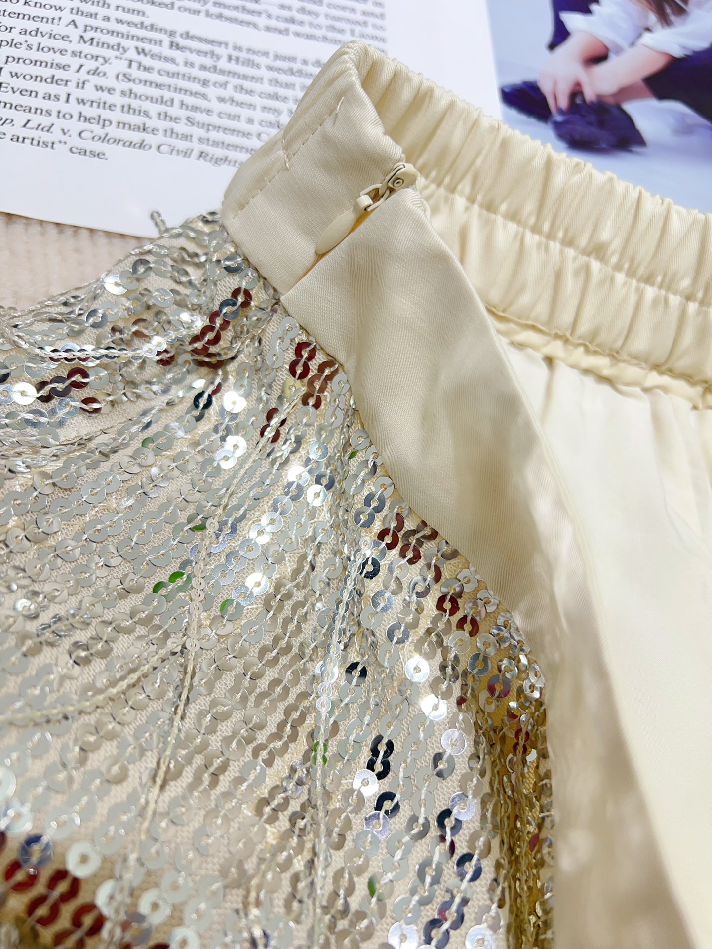 High-Quality Female Suit Support for Exchange with Packaged BC. - 图片 6