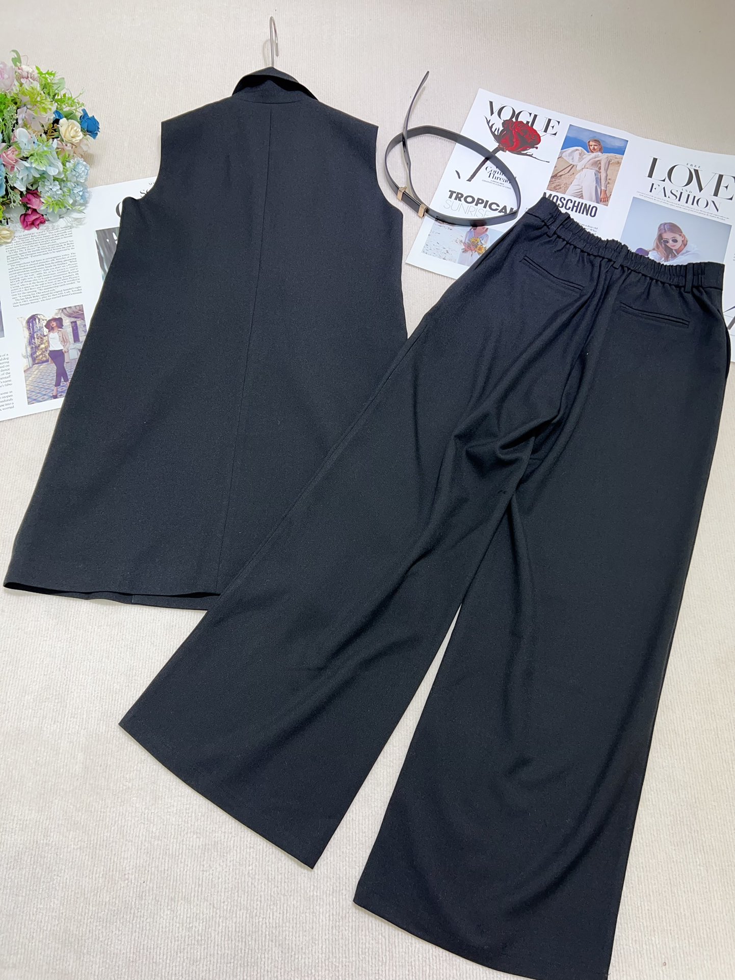 High-Quality Women’s Wool Suit with M-Coded Bras, Support for Exchange, Packaged Max - 图片 9