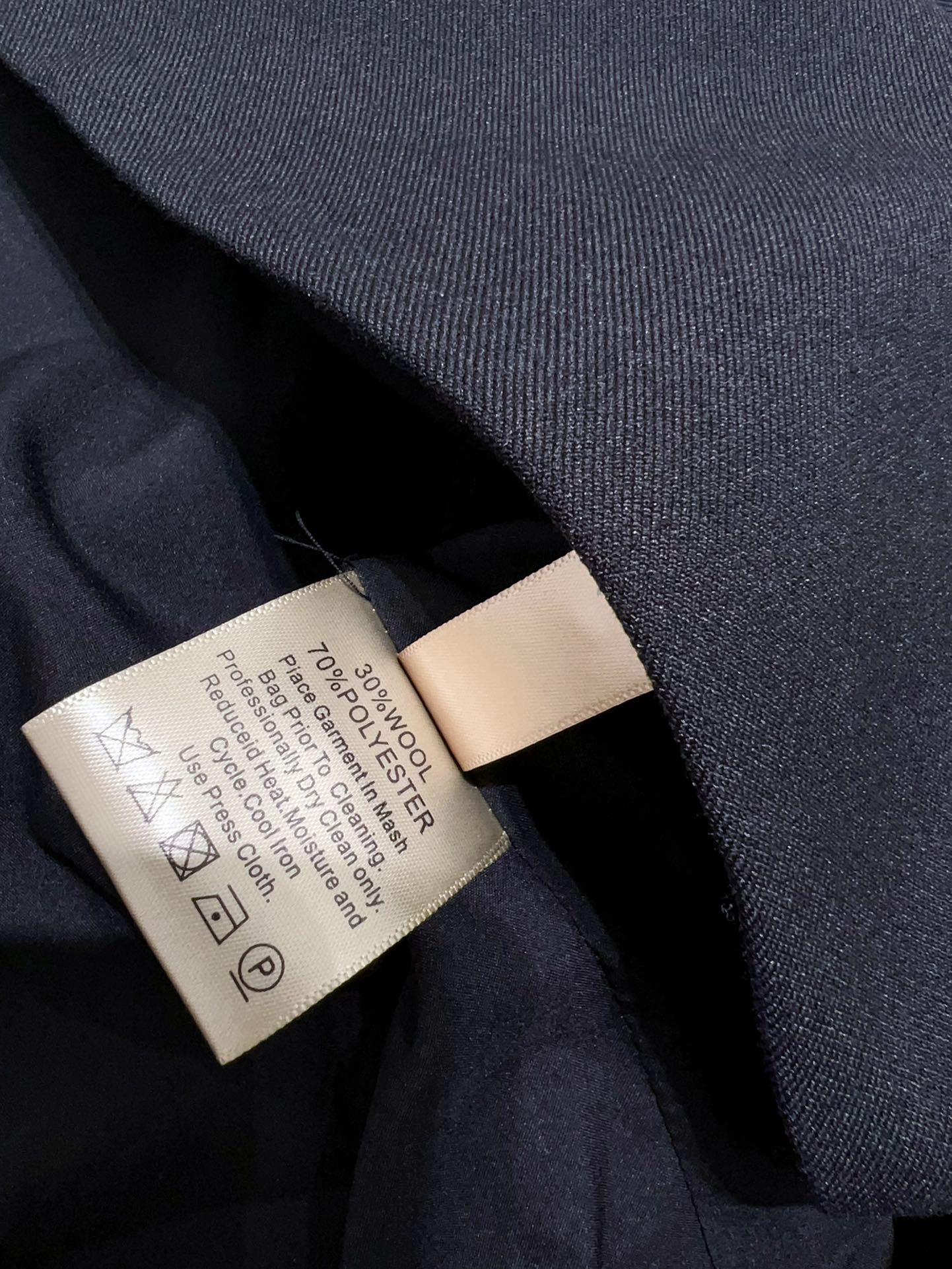 High-Quality Women’s Wool Suit with M-Coded Bras, Support for Exchange, Packaged Max - 图片 7