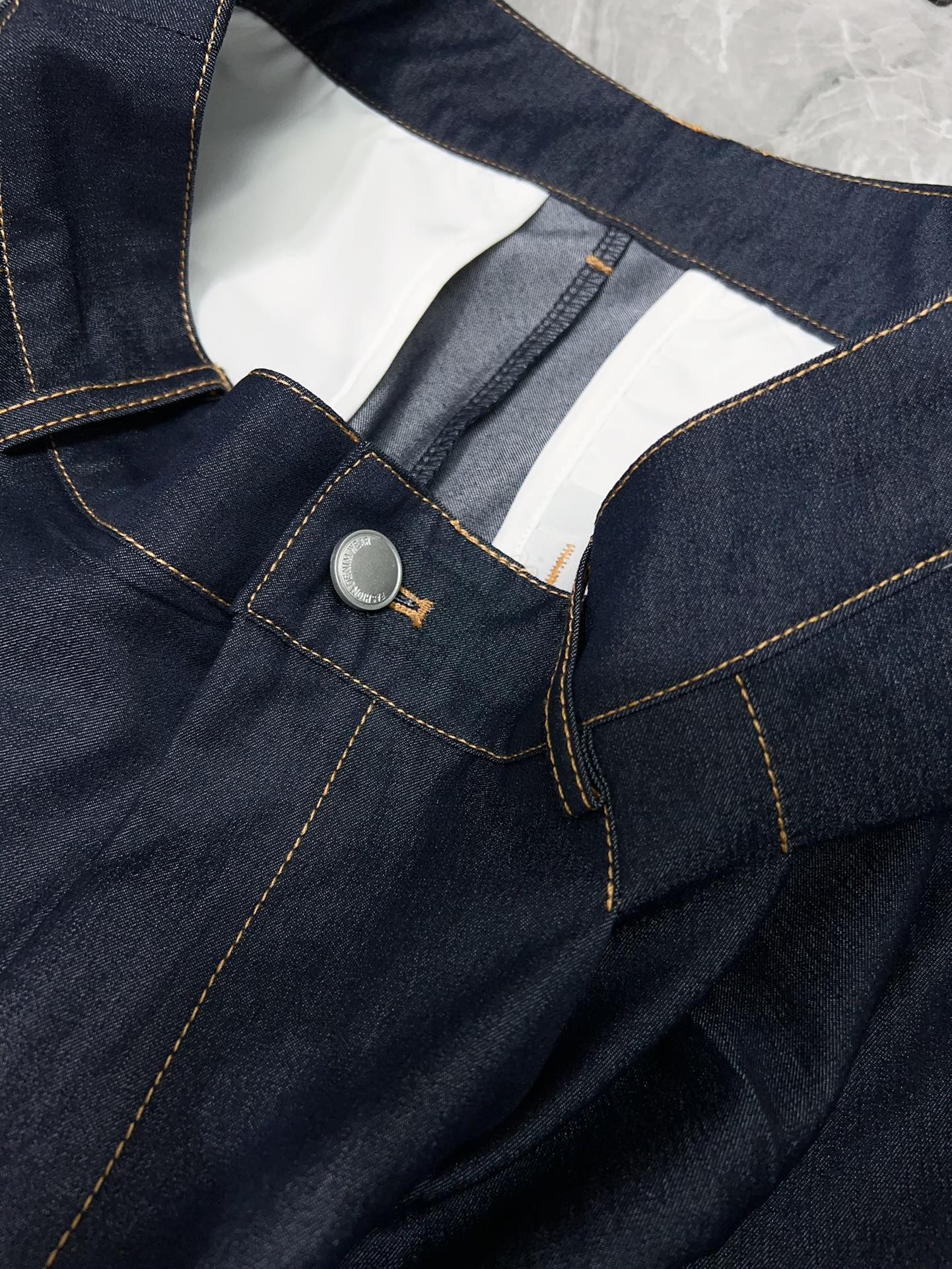 Title: P756 Women’s Clothes Set for Early Autumn, Various Sizes, Cotton Fabric, Includes Tops and Pants. - 图片 8