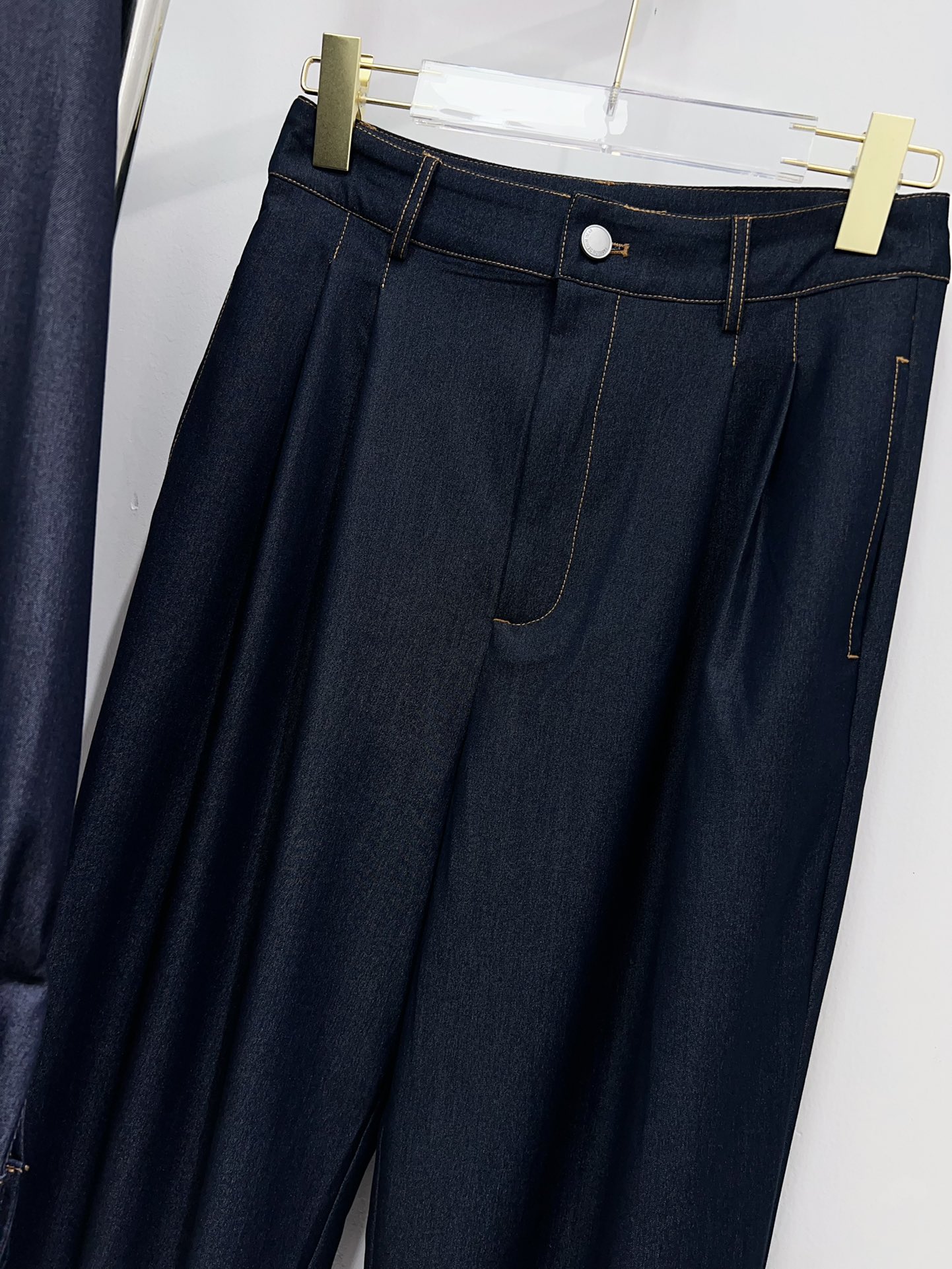 Title: P756 Women’s Clothes Set for Early Autumn, Various Sizes, Cotton Fabric, Includes Tops and Pants. - 图片 6