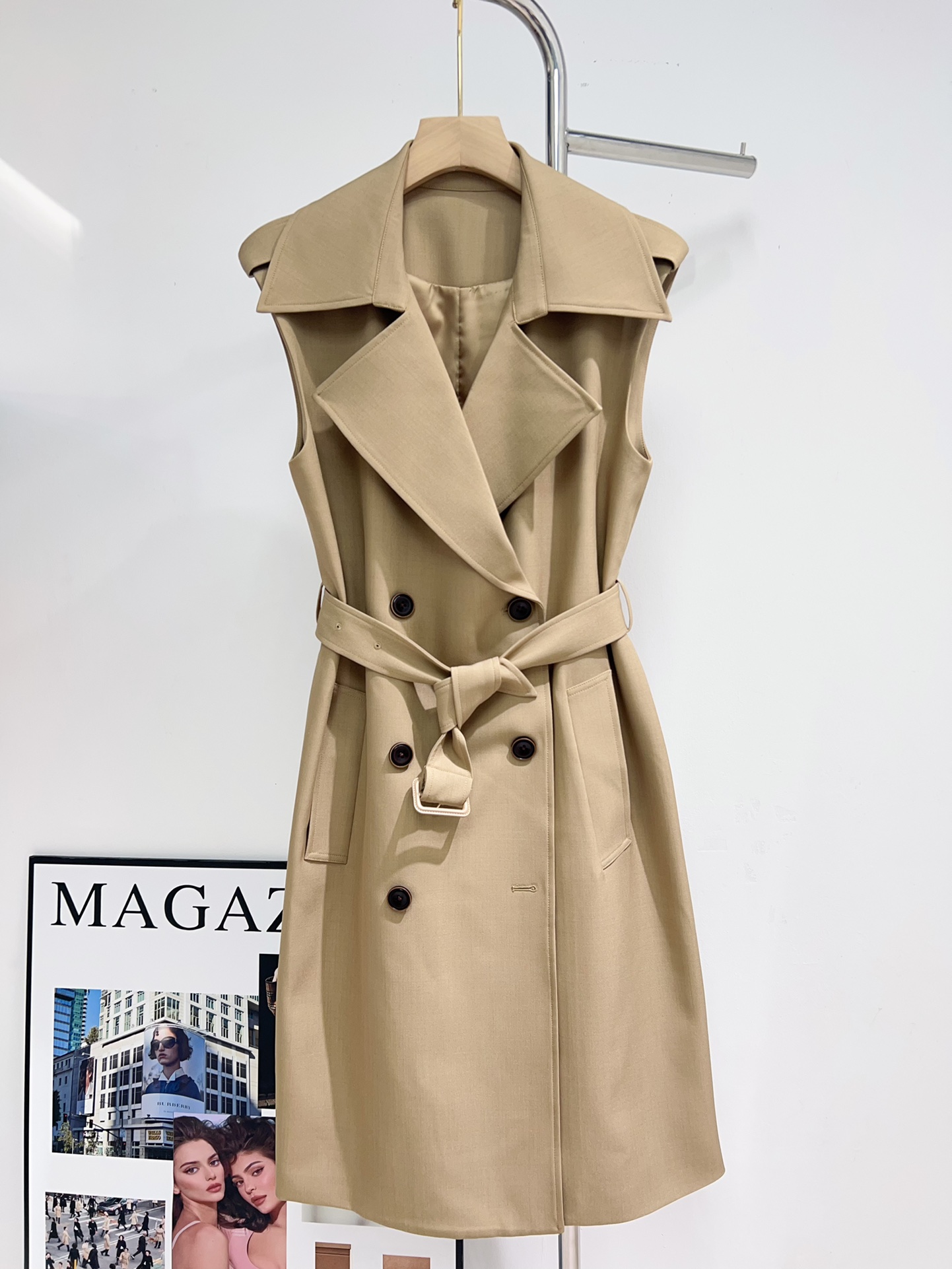 “High-Quality Women’s Suits with Truffle Belts: Cotton Twirling Collection in Various Sizes” - 图片 4