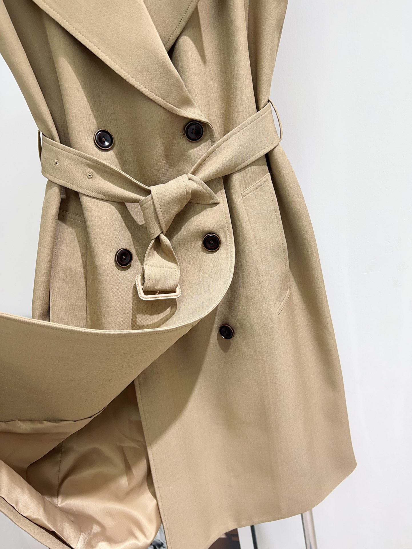 “High-Quality Women’s Suits with Truffle Belts: Cotton Twirling Collection in Various Sizes” - 图片 6