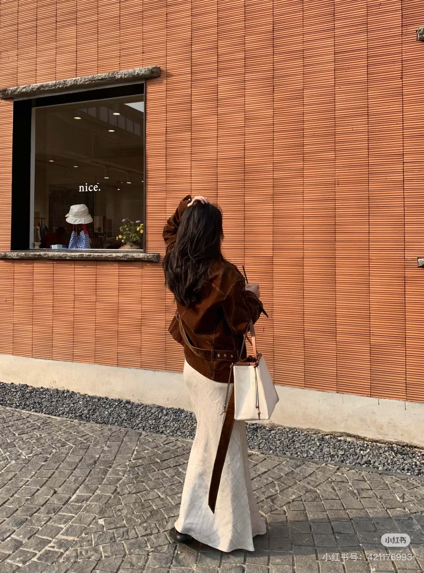 “High-Quality Women’s Suit Collection: Italy’s New 2025 Jackets and Wool Velvet Bra in SMLXL Sizes” - 图片 2
