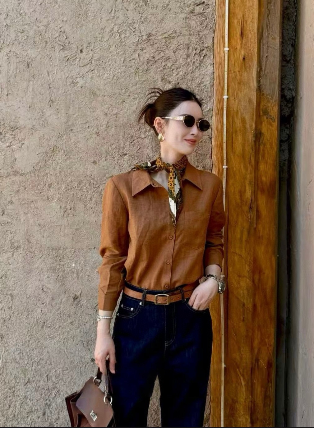 “High-Quality Women’s Clothes for Early Autumn: Designer’s 2025 Collection, Linen Fabrics, Small Sizes” - 图片 1