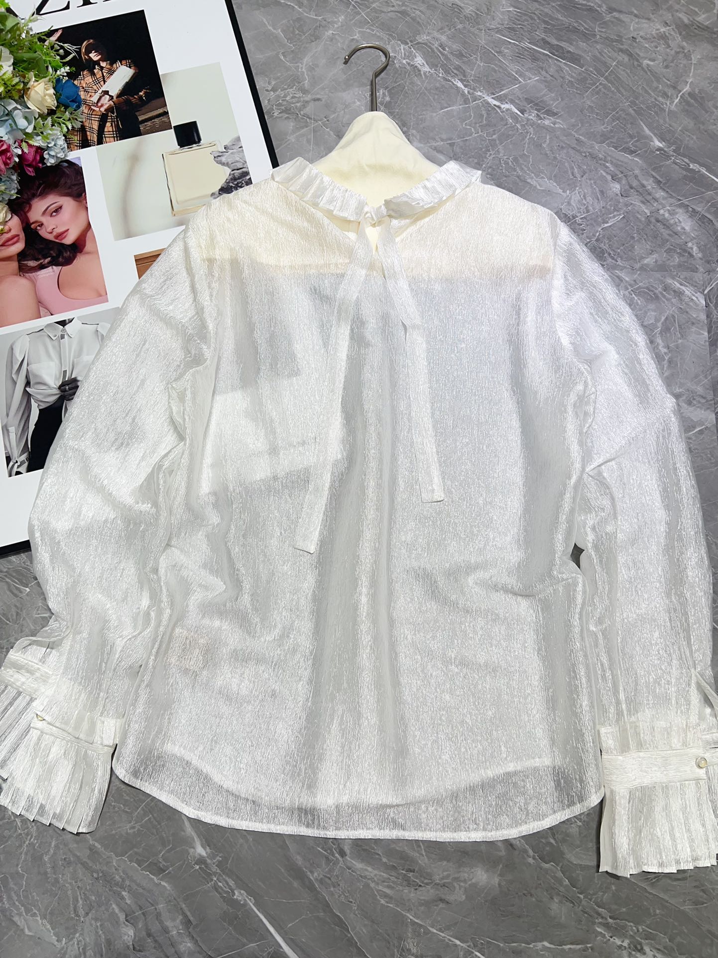 “High-Quality Women’s Suit with Acrylic Shirt for Commuting Atmosphere in Various Sizes” - 图片 4