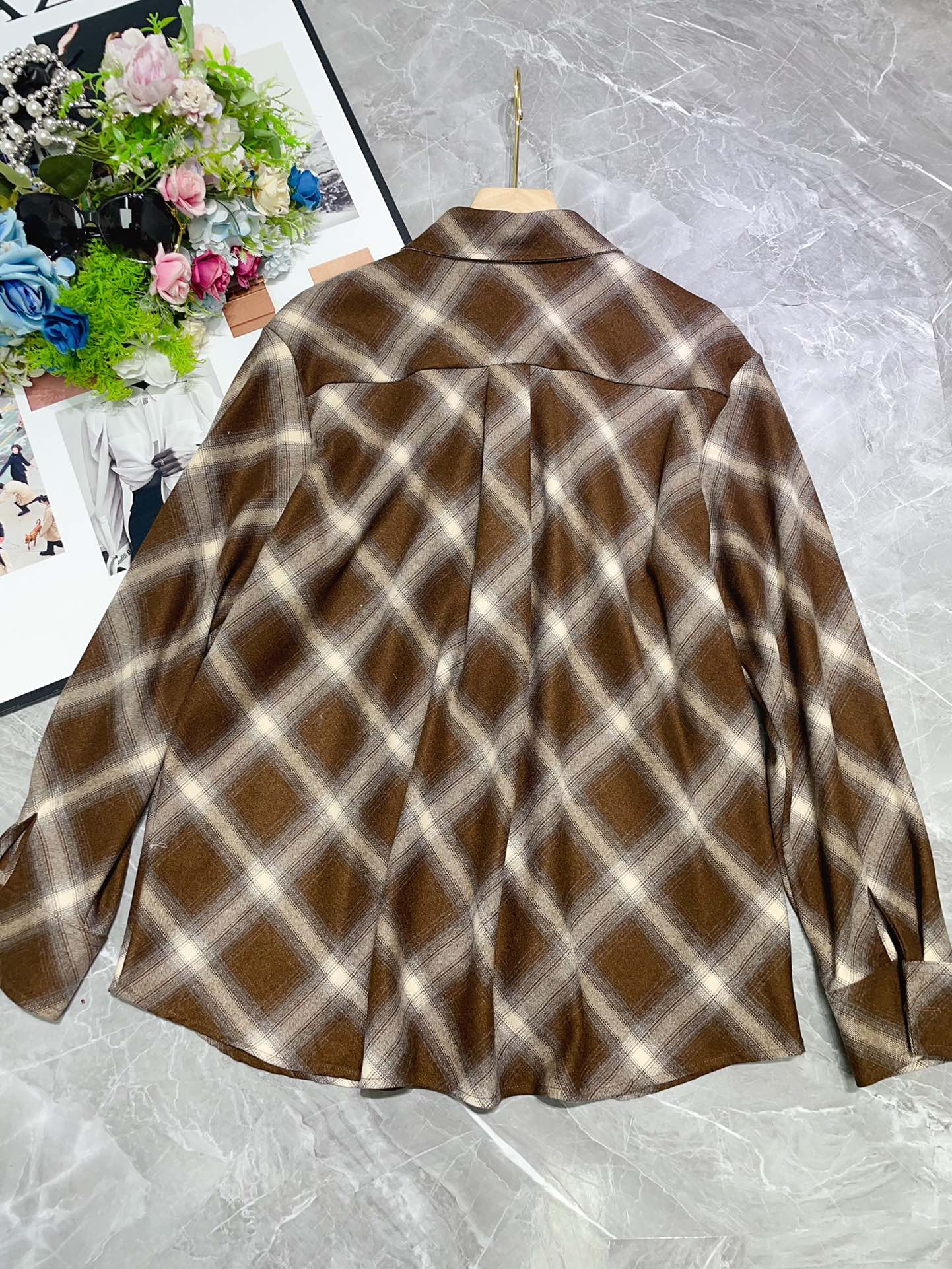 “High-Quality Designer Wool Shirts for Women: 2025 Collection” - 图片 8