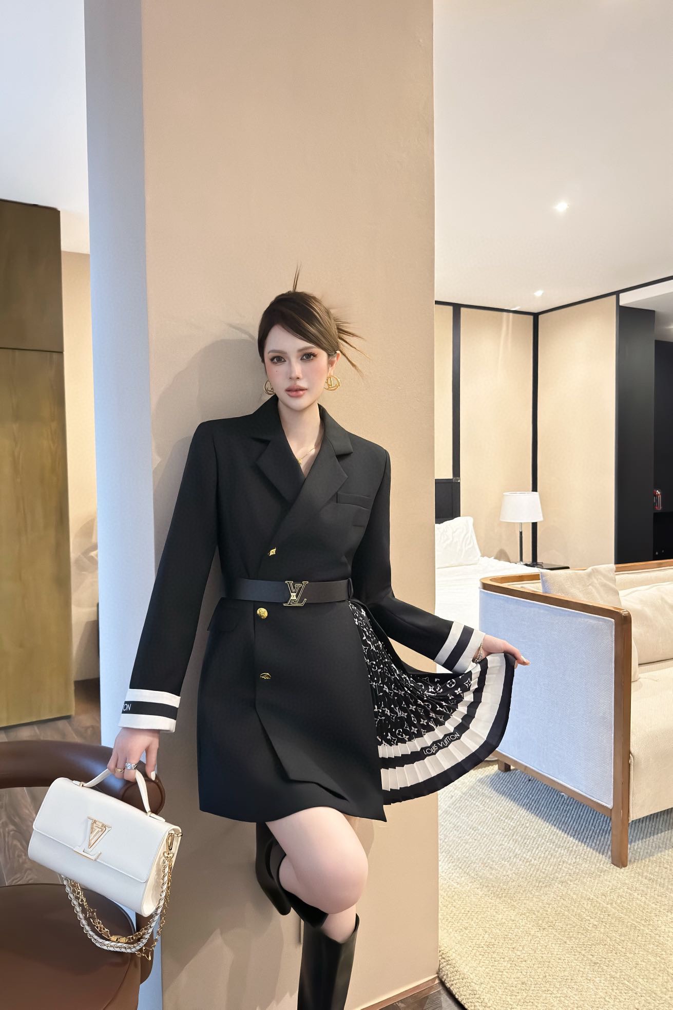 Louis Vuitton 2025FW Blazer Dress - Irregular Design, Chic and Luxurious