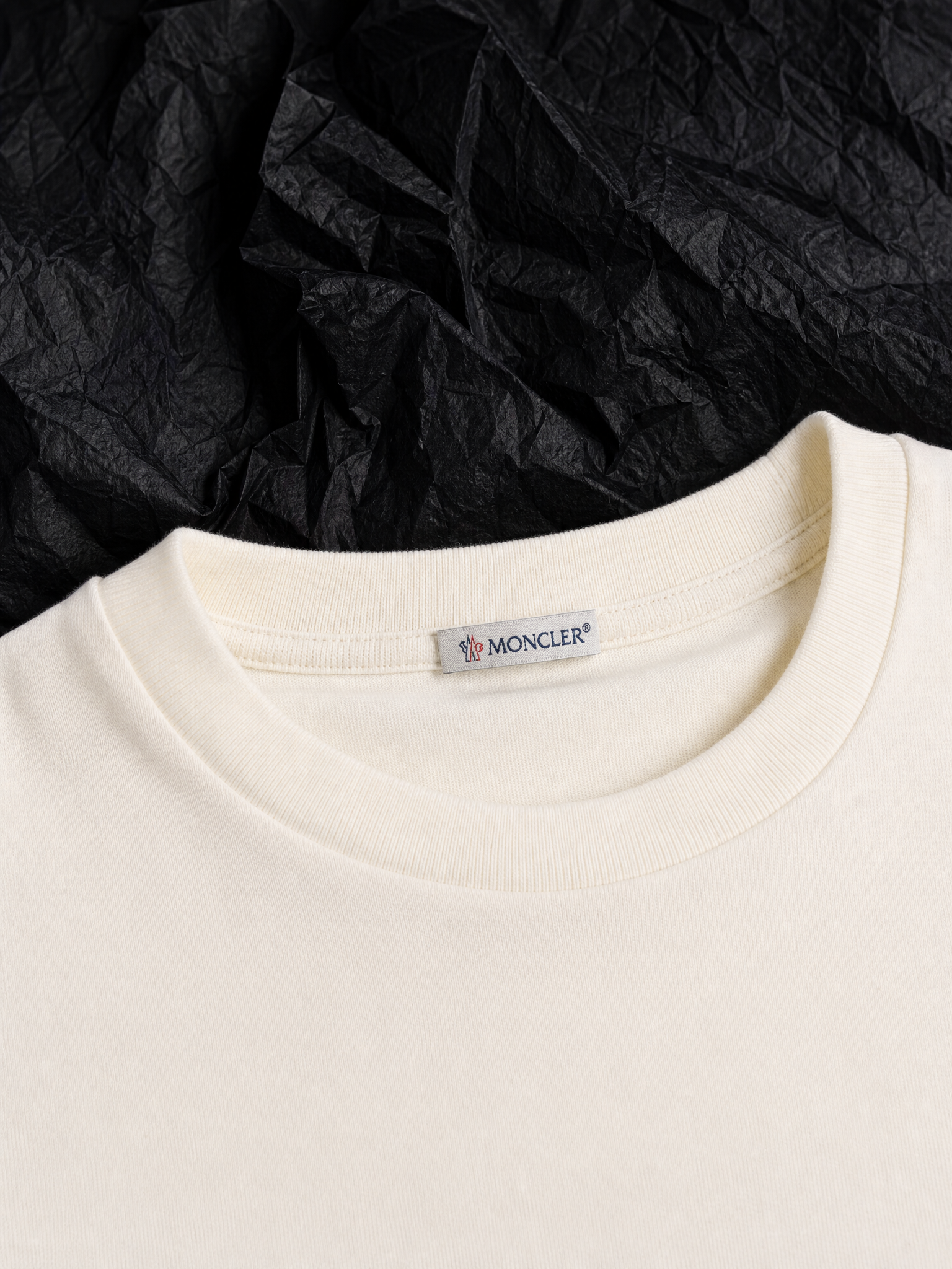 Moncler Monc 蒙口手写风刺绣短袖T