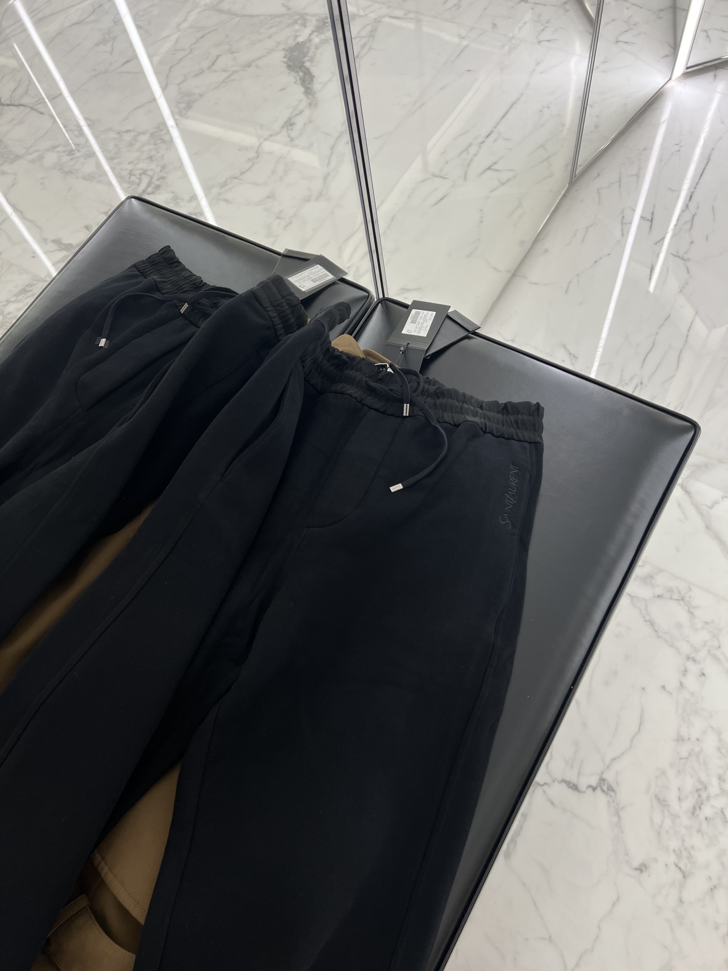 Women's Straight Leg Sweatpants Loose Fit Casual Drawstring Elastic Waist 5 i1723285185 3061 4