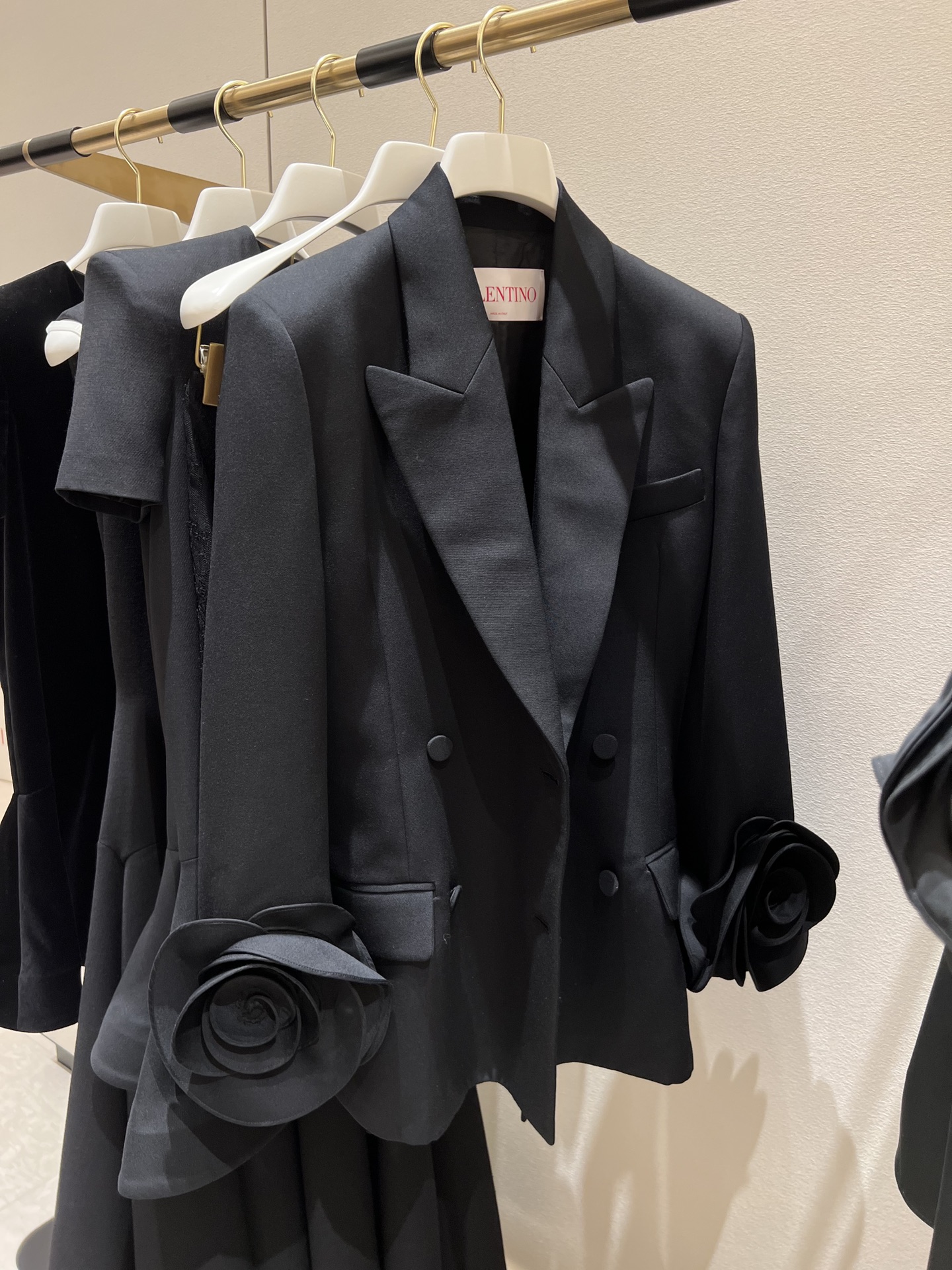 Elegant Floral Sleeve Blazer - Chic and Versatile Women's Suit Jacket 6 i1725101169 6321 0
