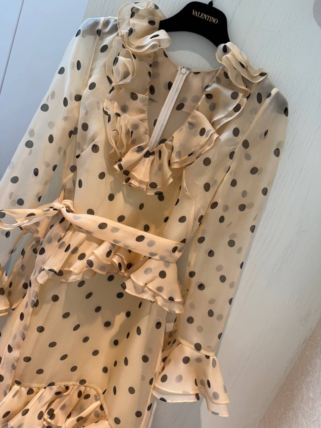 Elegant Yellow Polka Dot Silk Dress with Pearl Necklace - Vintage Chic 6 i1735368869024 909 0 4
