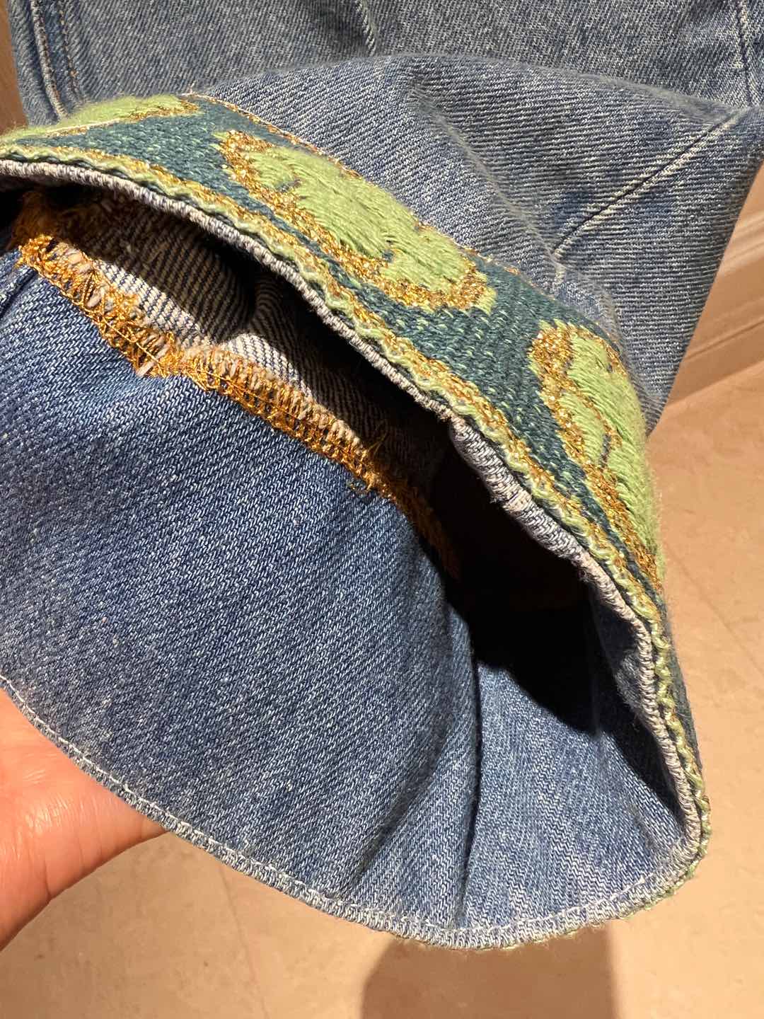 Jacquard Trim Straight Leg Jeans - Stylish & Versatile Denim 5 i1735544268779 455 0 3