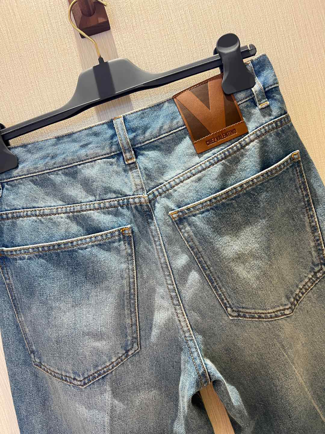 Jacquard Trim Straight Leg Jeans - Stylish & Versatile Denim 9 i1735544268948 7869 0 7