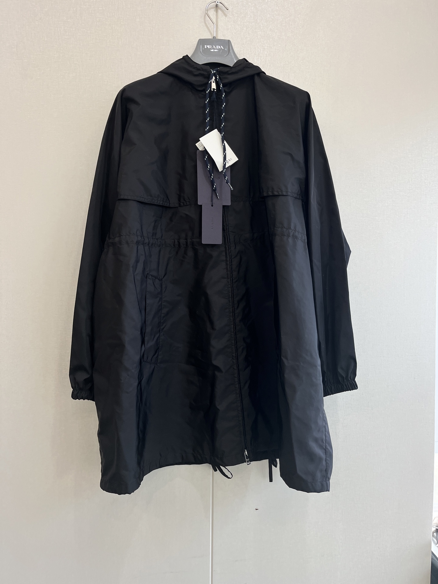 Prada Oversized Nylon Windbreaker Jacket - Sustainable & Stylish 4 i1739952193150 2737 0 2