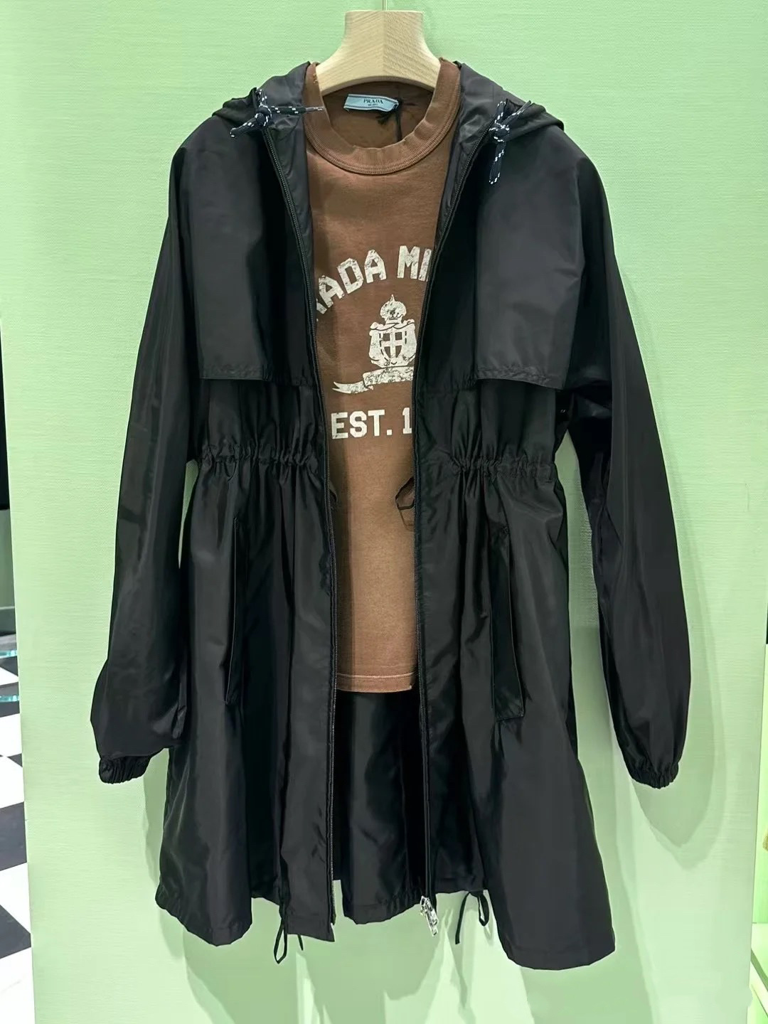 Prada Oversized Nylon Windbreaker Jacket - Sustainable & Stylish 3 i1739952193150 449 0 1