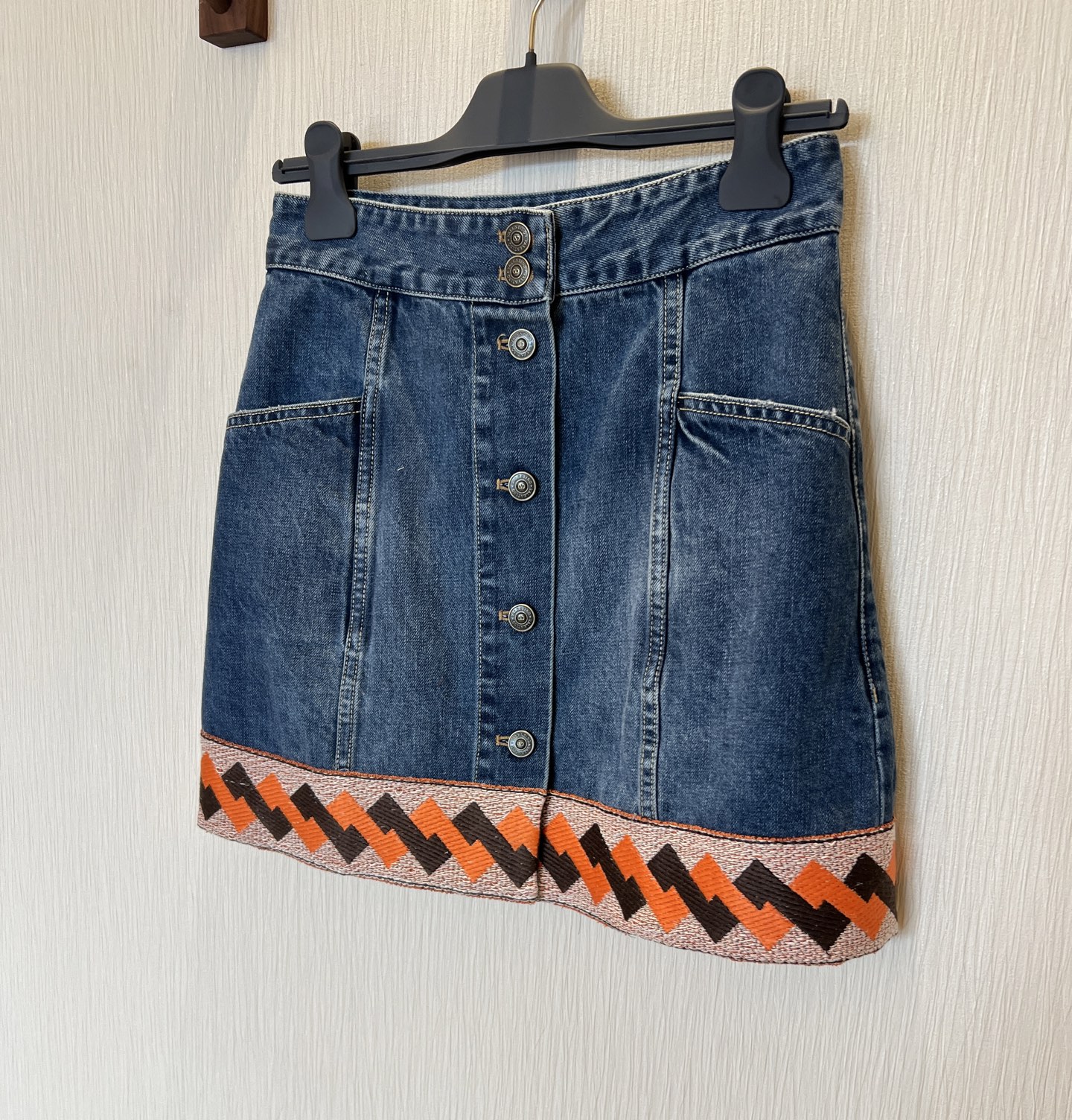 Denim Mini Skirt with Embroidered Hem, High Waist A-Line Button Front 4 i1740972010483 5636 0 5