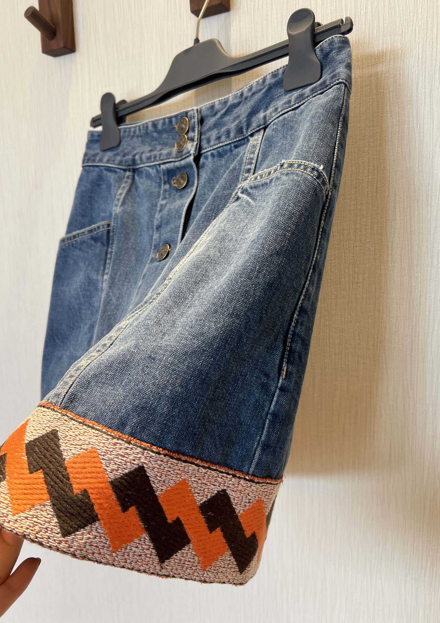 Denim Mini Skirt with Embroidered Hem, High Waist A-Line Button Front 9 i1740972195398 493 0 8