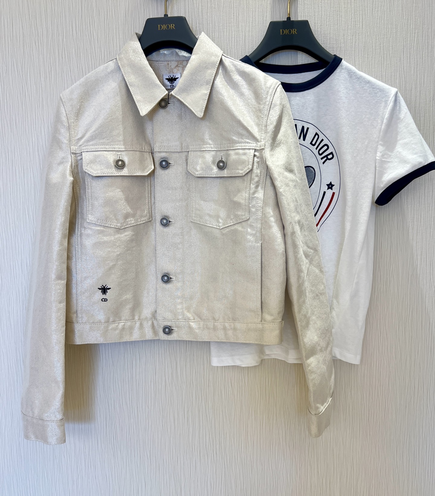 Elegant Beige Denim Jacket: Slim Fit, Ageless Style with Sparkling Accents 10 i1746174527878 6298 0 8