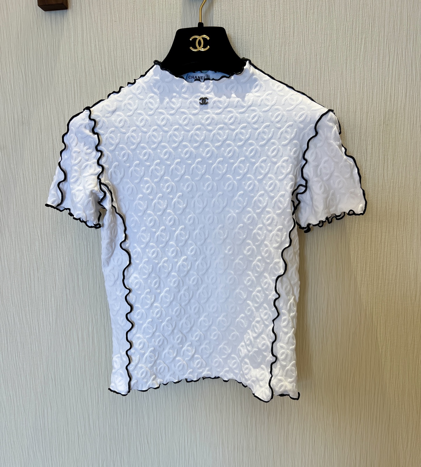 Embossed Logo Mock Neck Knit Top - Slim Fit, Comfortable & Stylish 2 i1747282549297 9128 0 0
