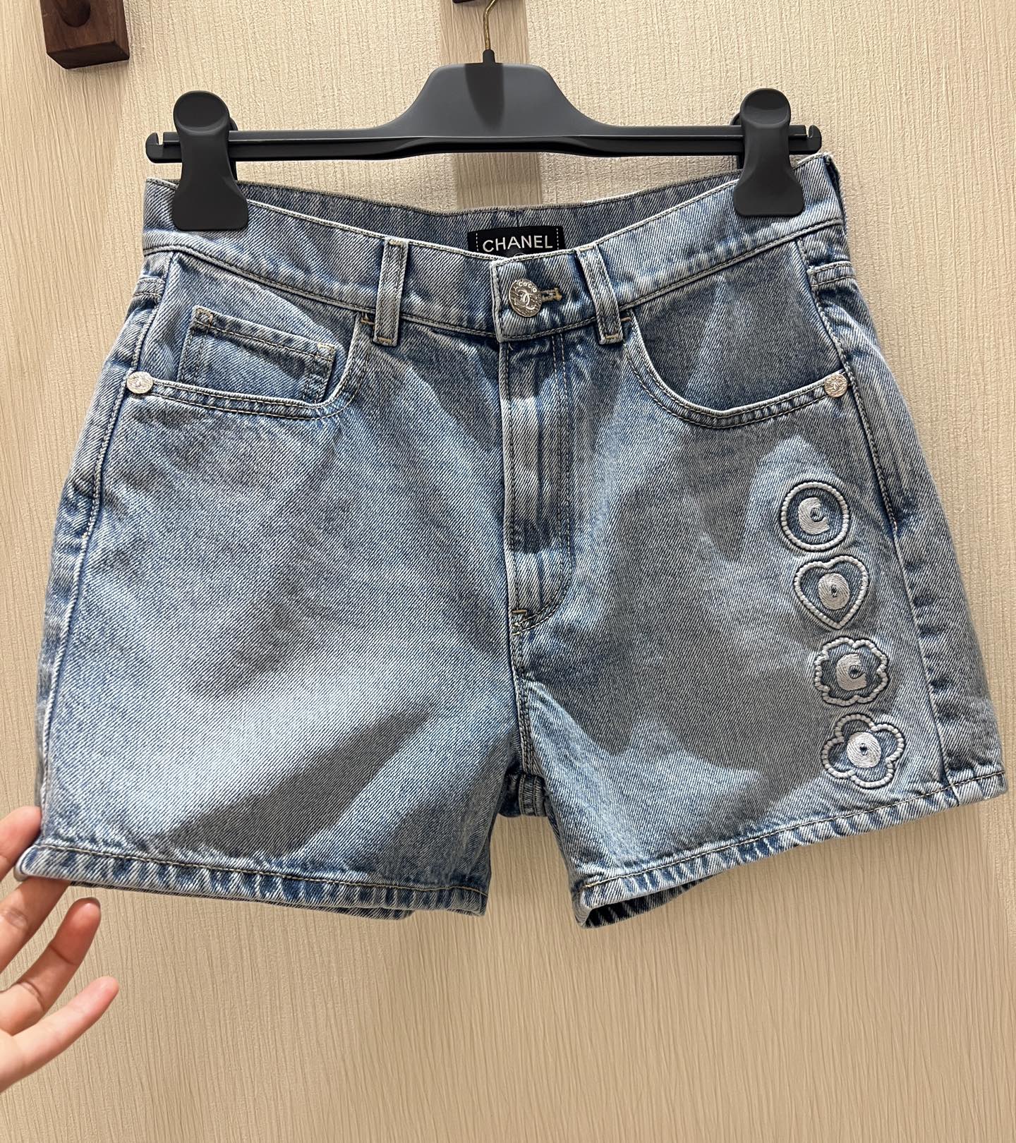 Light Blue Denim Shorts with Letter Embroidery - High Waist, Slim Fit 4 i1747456517754 5873 0 2