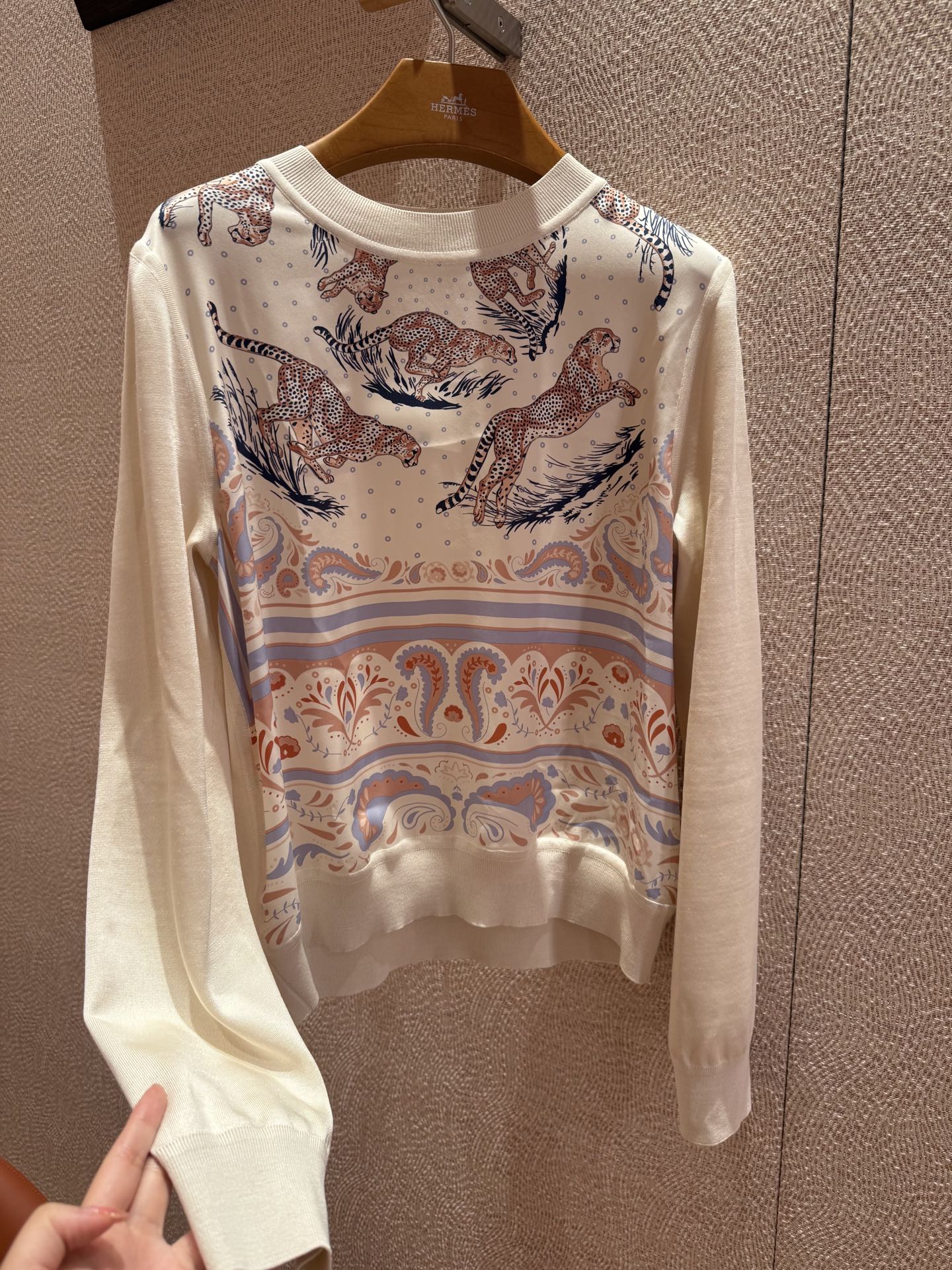 Elegant Silk Print Knit Top - Round Neck, Premium Fabric, Stylish Design 4 i1747561746313 9862 0 2