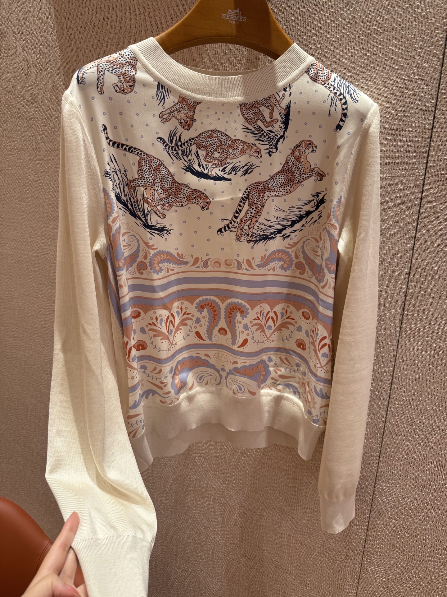 Elegant Silk Print Knit Top - Round Neck, Premium Fabric, Stylish Design 2 i1747561808821 1057 0 0