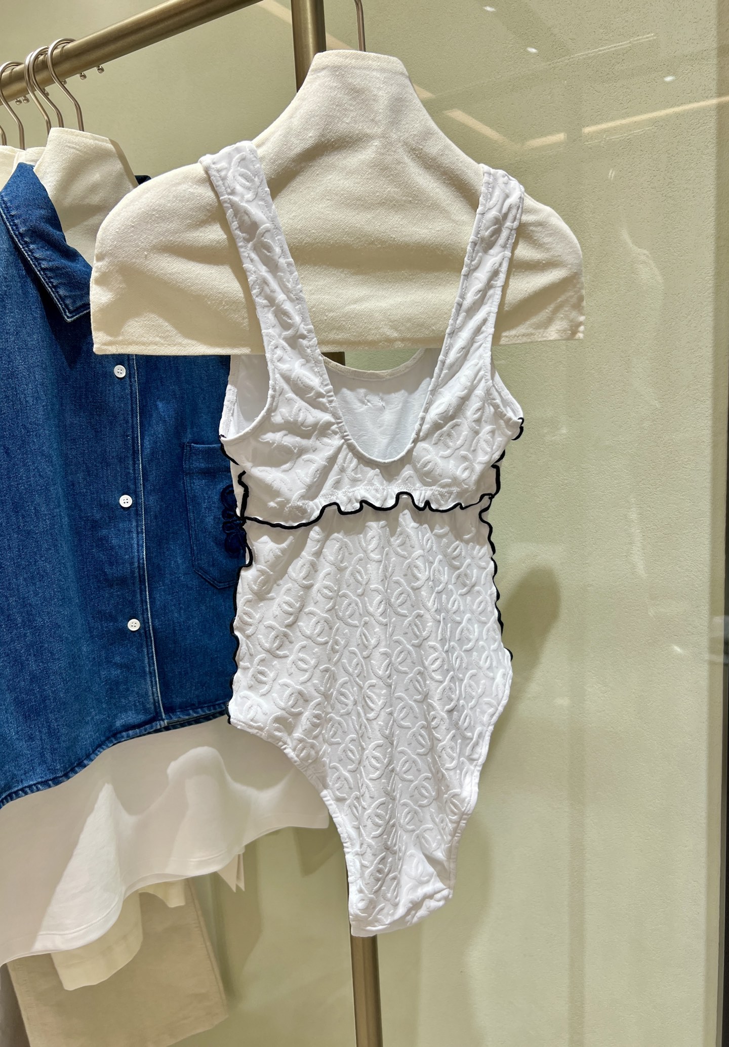 Elegant Black & White Swimsuit Bodysuit with Jacquard Texture & Rhinestone Logo 5 i1748144338302 2937 0 3