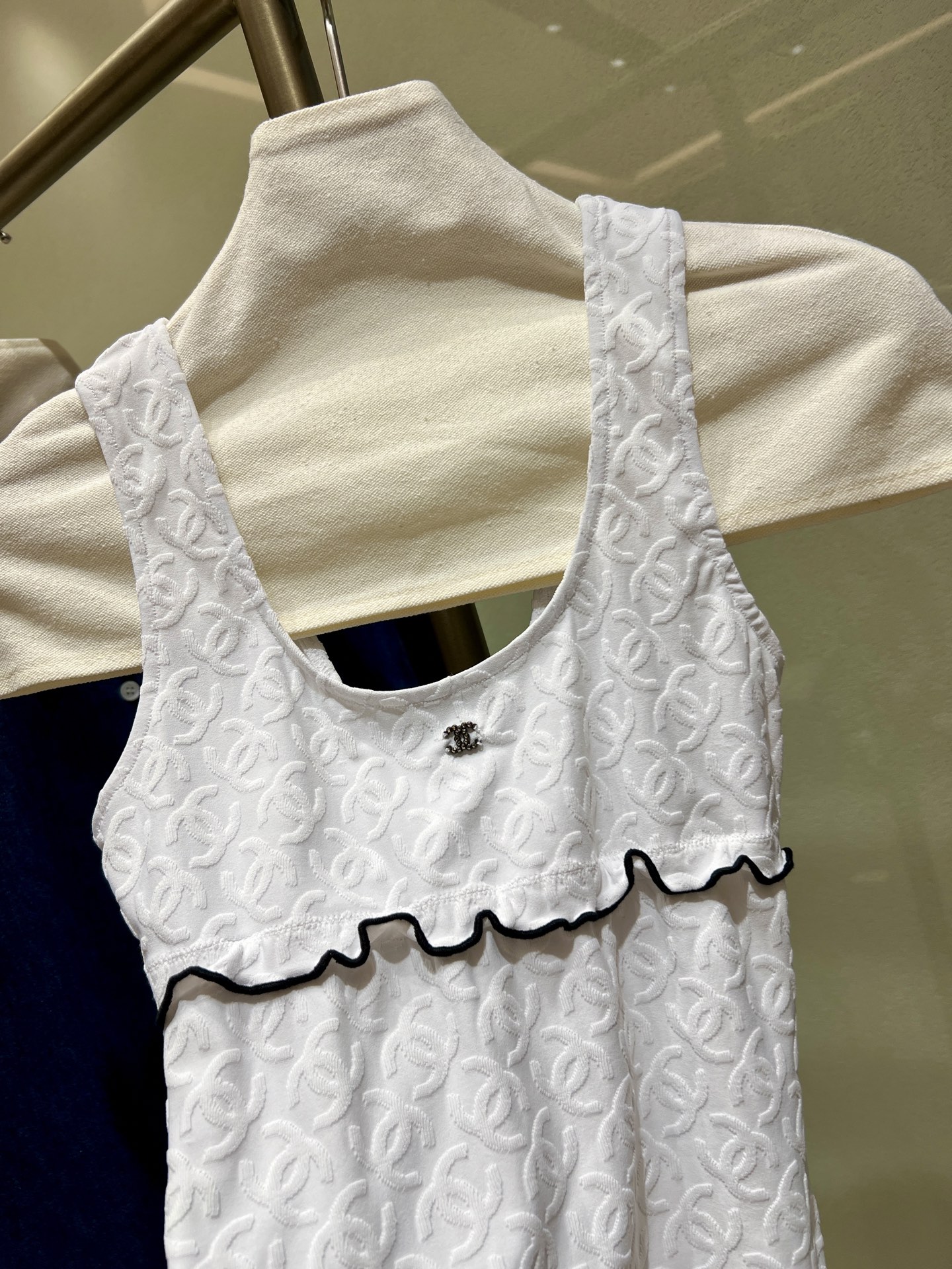 Elegant Black & White Swimsuit Bodysuit with Jacquard Texture & Rhinestone Logo 4 i1748144340846 8683 0 2