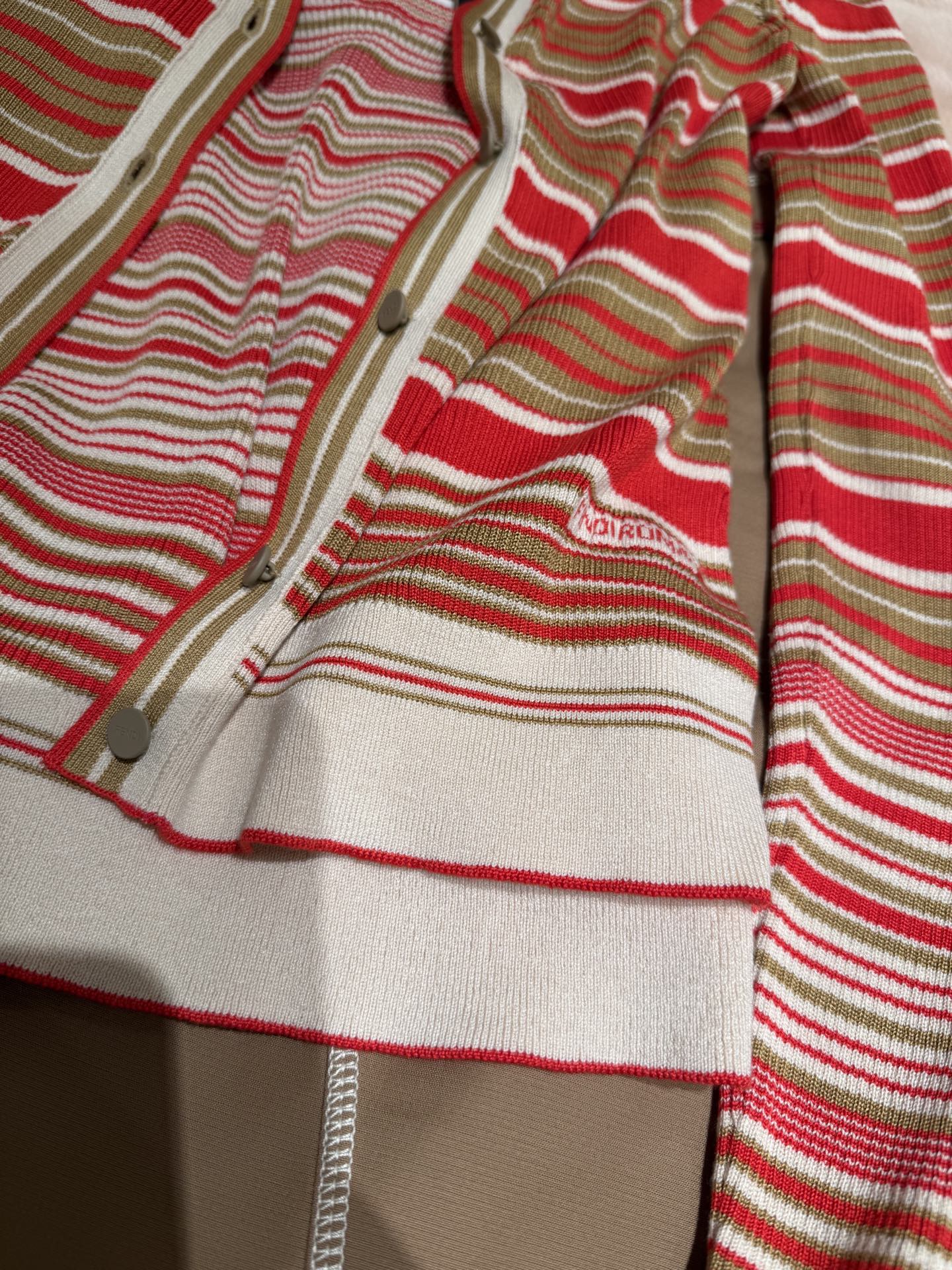 Striped Knit Cardigan with Vibrant Colors - Elegant and Chic Style 3 i1748583599920 5703 0 1