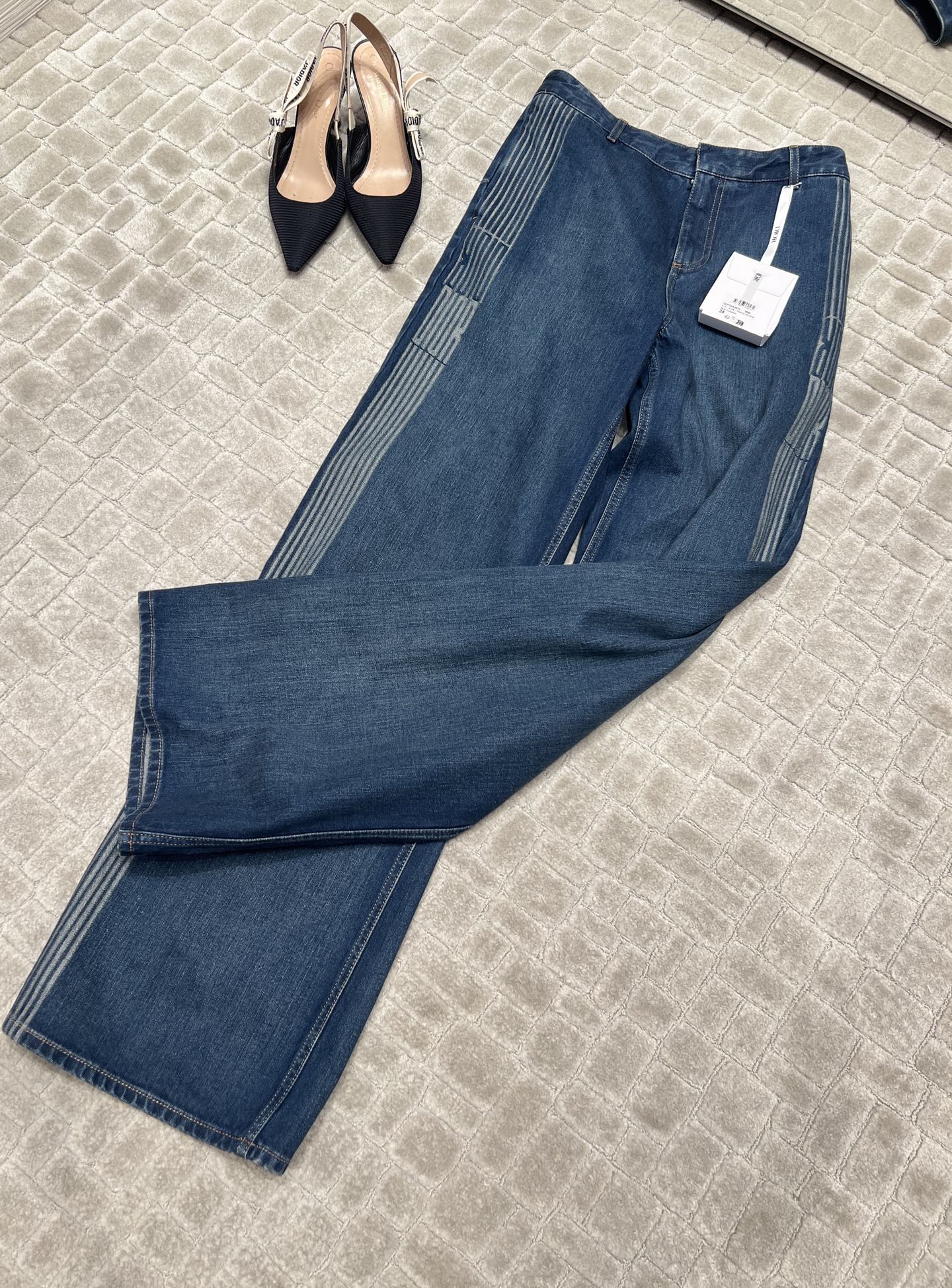 Women's Dark Blue Wide Leg Jeans with Vintage Wash and Velvet Stripes 10 i1748752460354 9251 0 8