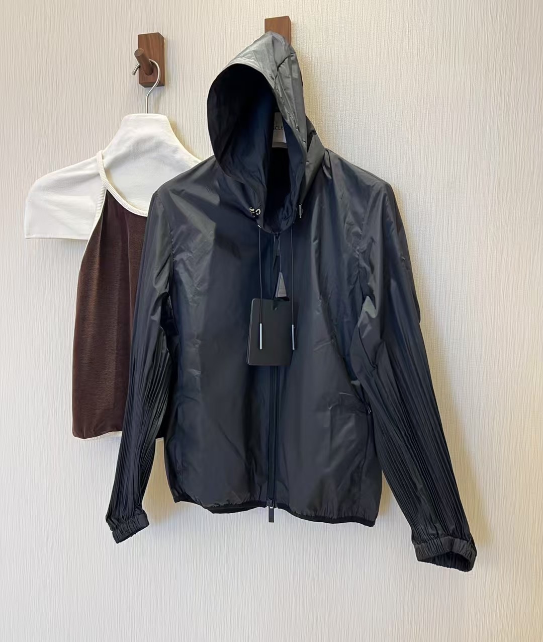 Women's Hooded Windproof Jacket - Lightweight, Quick-Dry, Breathable 6 i1749884470262 8489 0 4