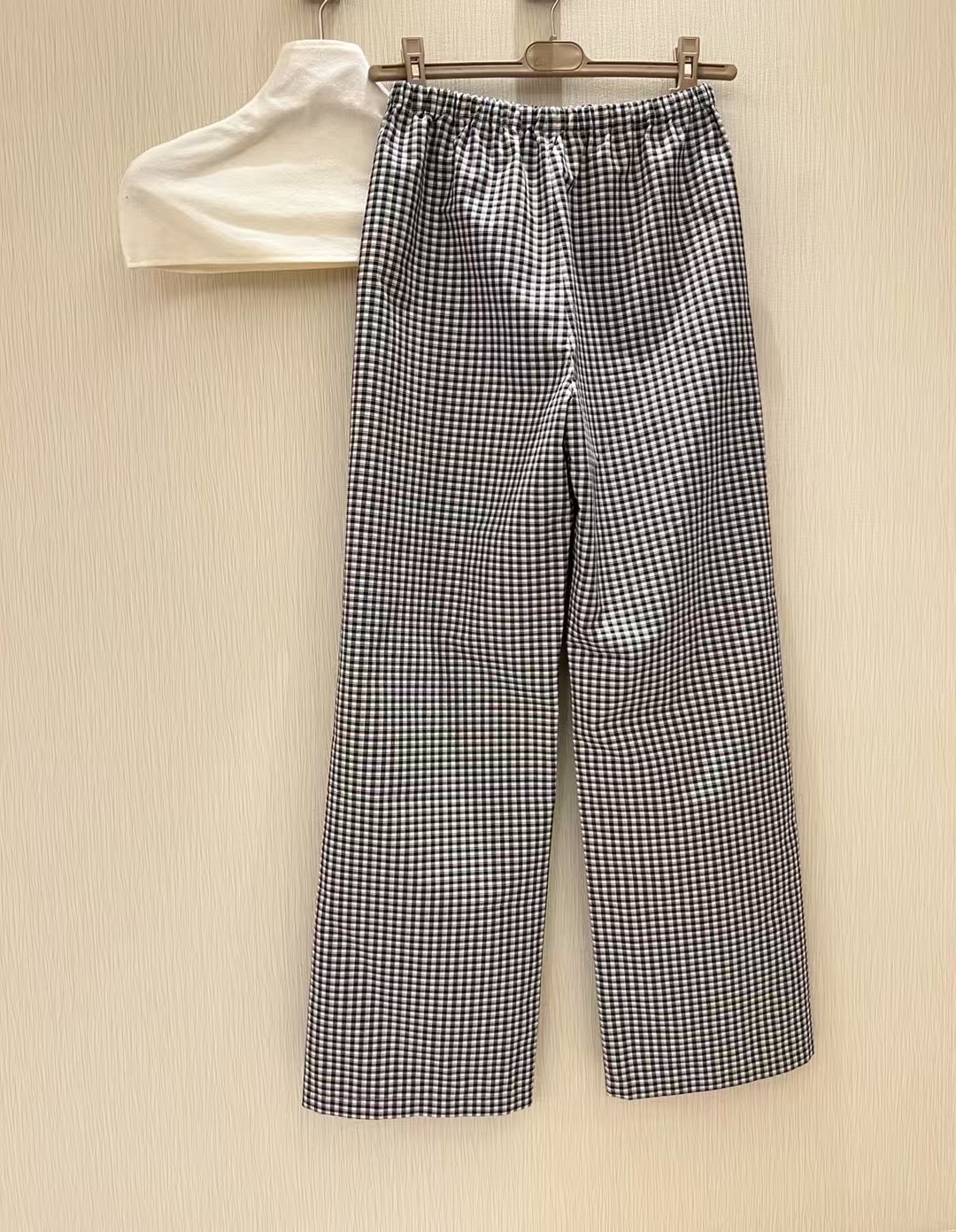 Black and White Plaid Wide Leg Pants with Drawstring Waist and Embroidered Logo 5 i1750129164116 1214 0 3