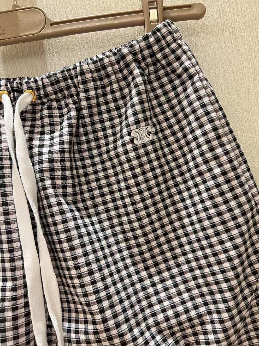 Black and White Plaid Wide Leg Pants with Drawstring Waist and Embroidered Logo 4 i1750129169839 6602 0 2