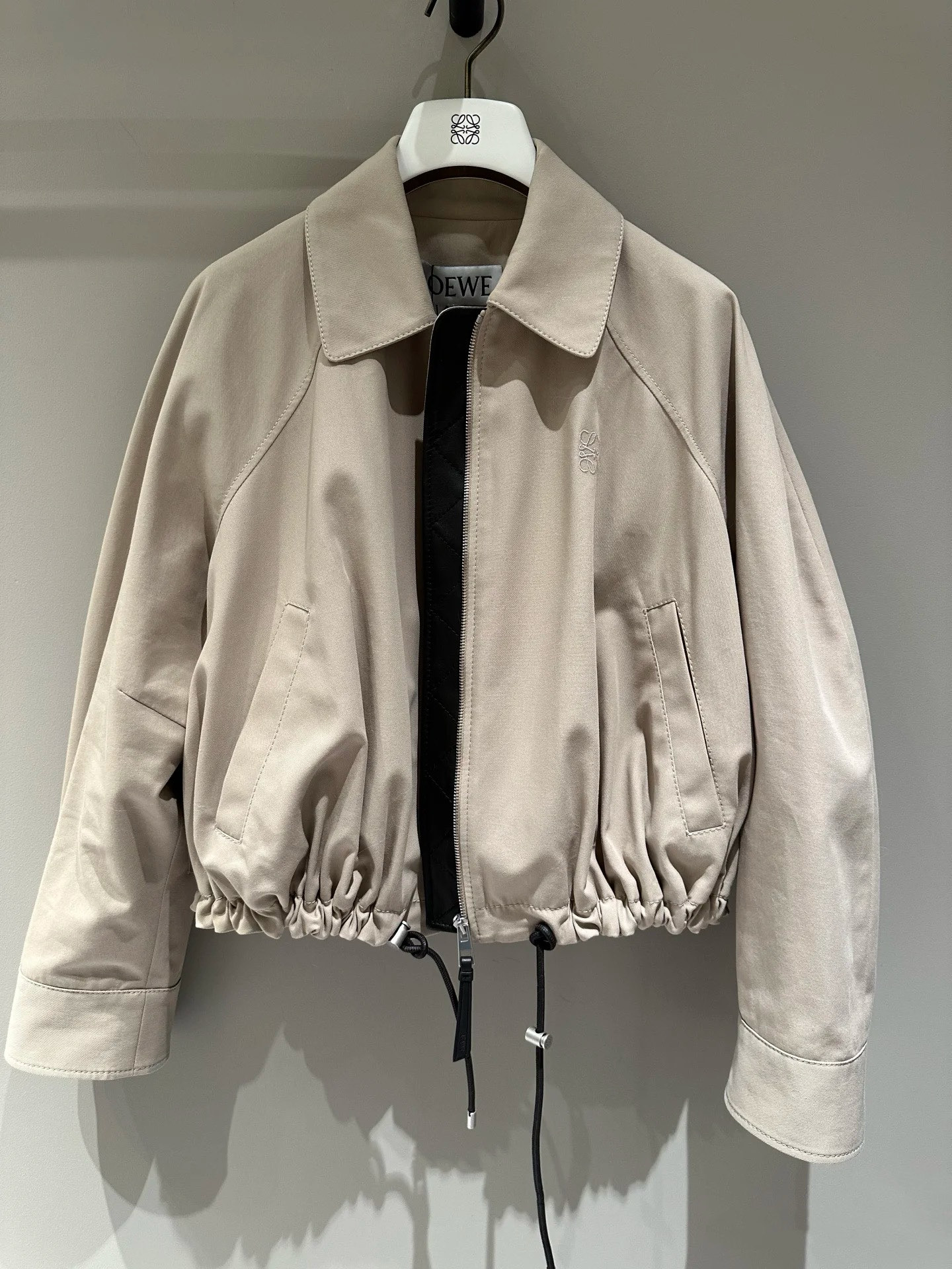 Women's Lapel Short Jacket - Stylish & Versatile Outerwear 2 i1752472547918 4297 0 0