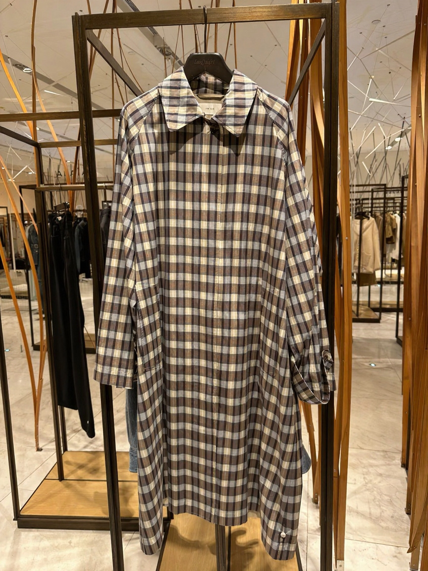 Classic Plaid Trench Coat in Silk-Cotton Blend, Longline Design 6 i1755318584323 7111 0 0
