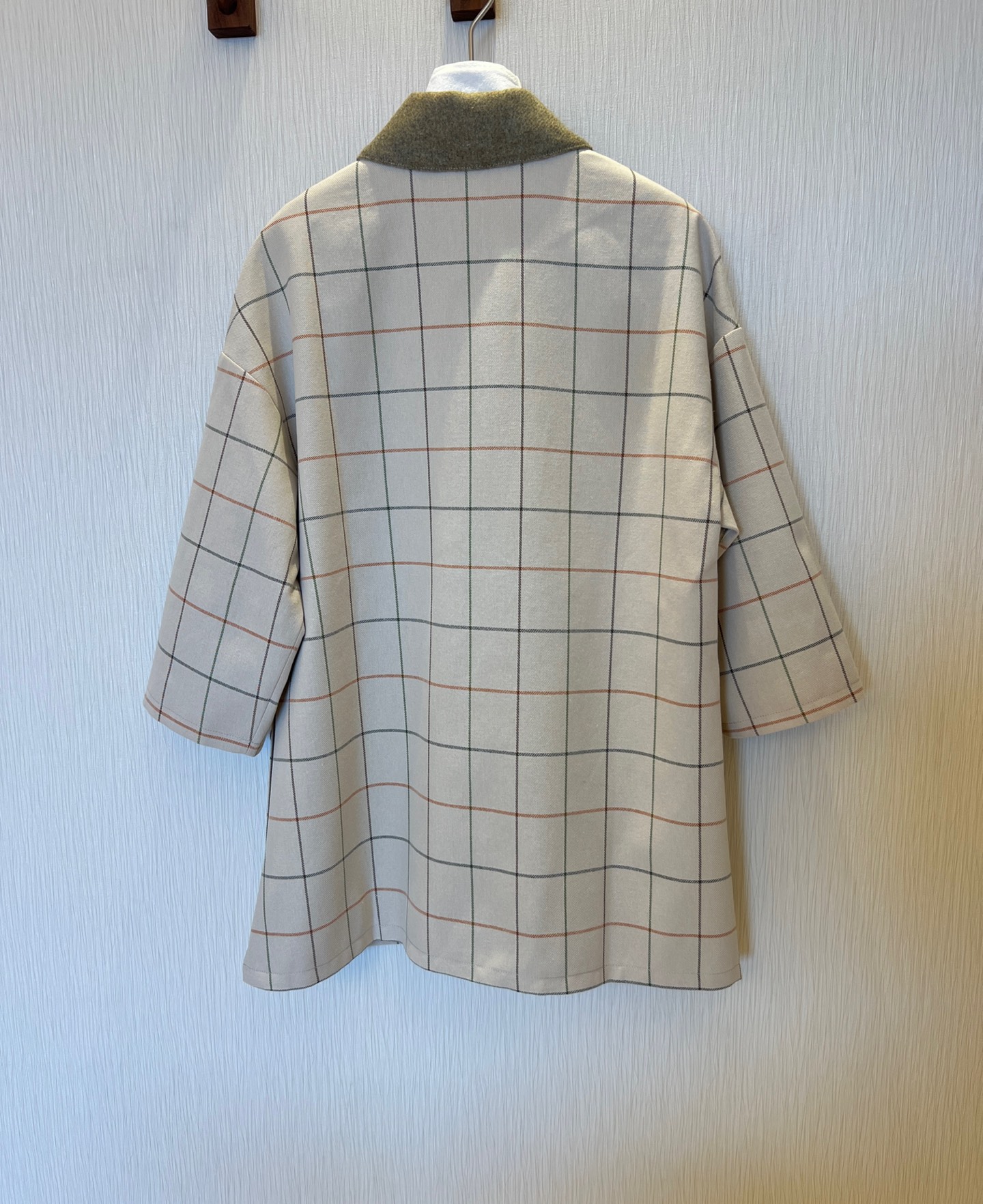 Color Block Lapel Linen Blazer - A-Line Fit, Flannel Collar Detail 5 i1755342609077 8294 0 3
