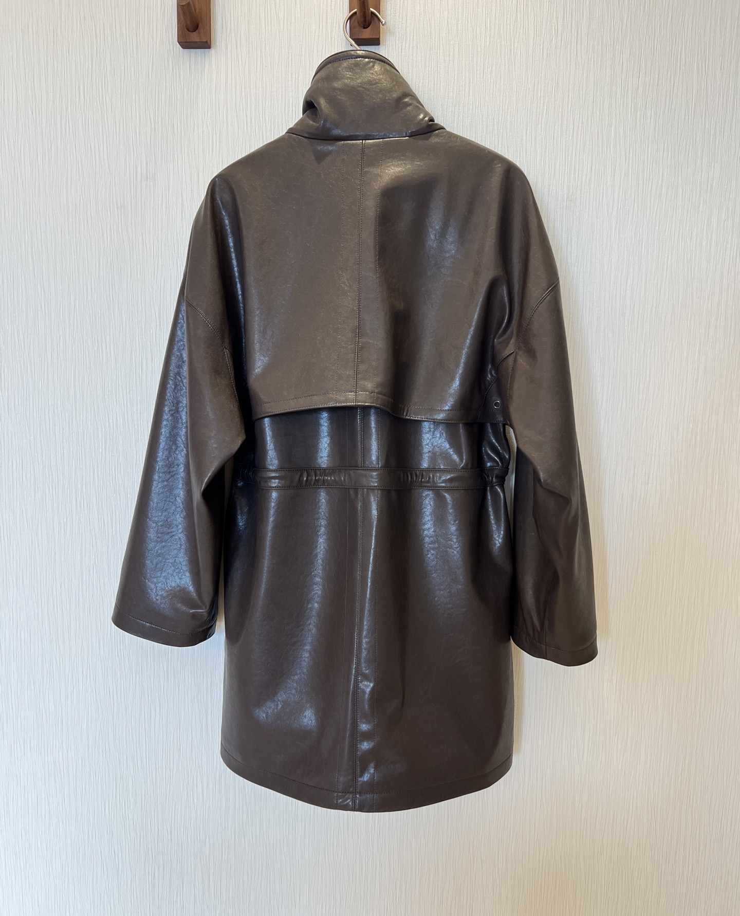 Women's Stand Collar Mid-Length Leather Jacket with Drawstring Waist 5 i1755749774242 1574 0 3